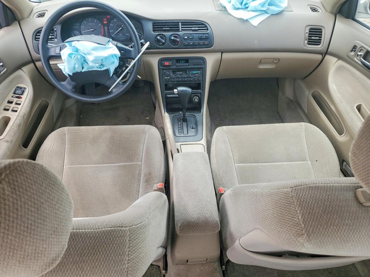 1996 Honda Accord Lx Silver vin: 1HGCD563XTA112238