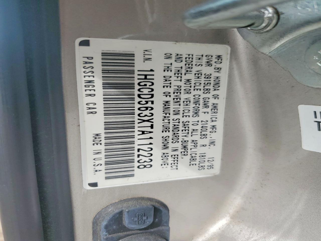 1996 Honda Accord Lx Silver vin: 1HGCD563XTA112238