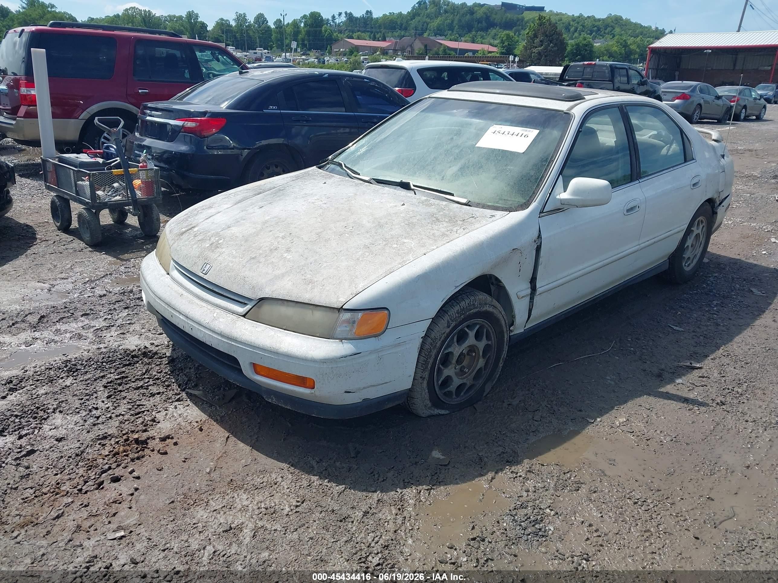1995 Honda Accord Ex Белый vin: 1HGCD5651SA073149