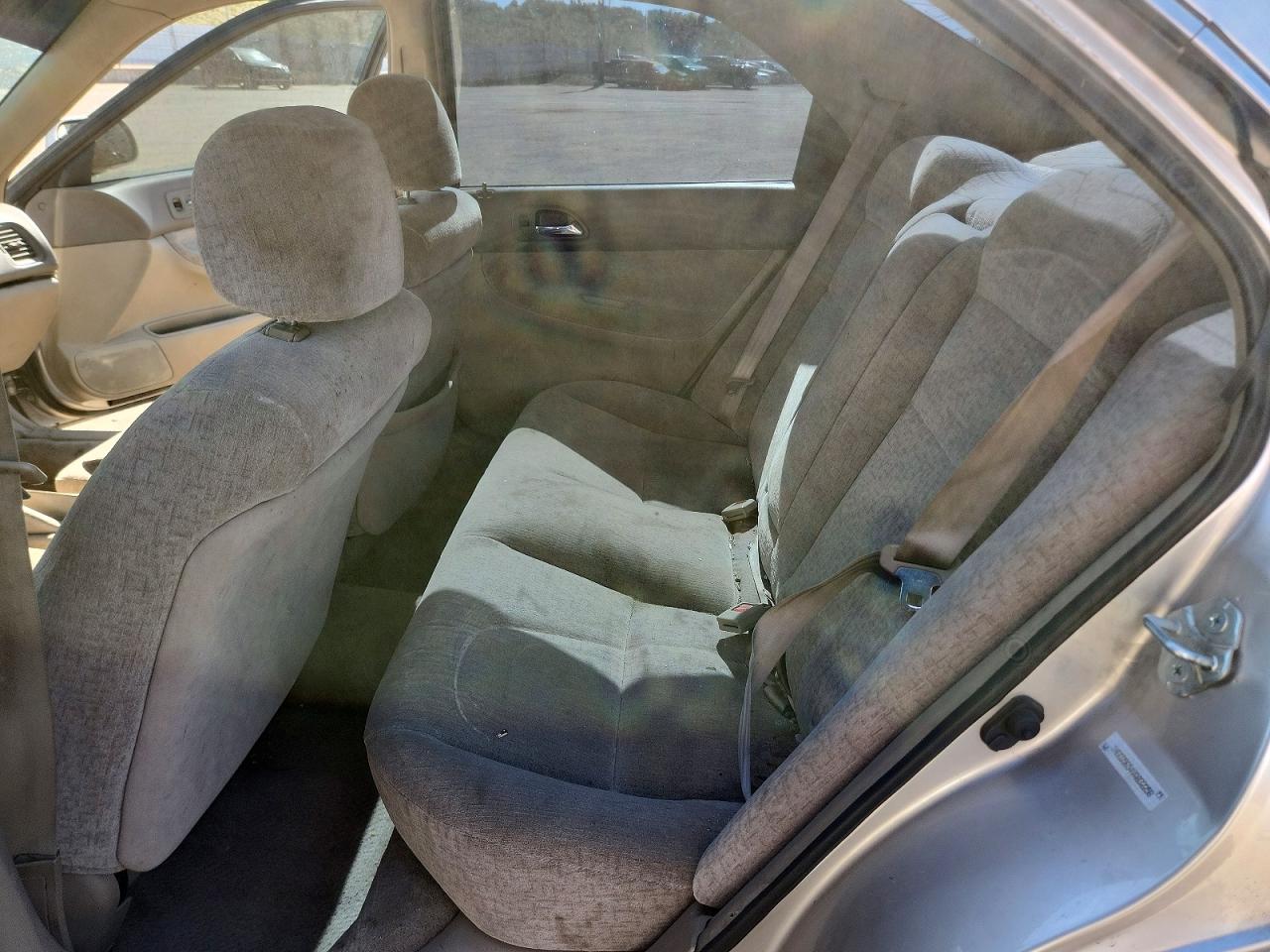 1997 Honda Accord Ex Silver vin: 1HGCD5654VA032258