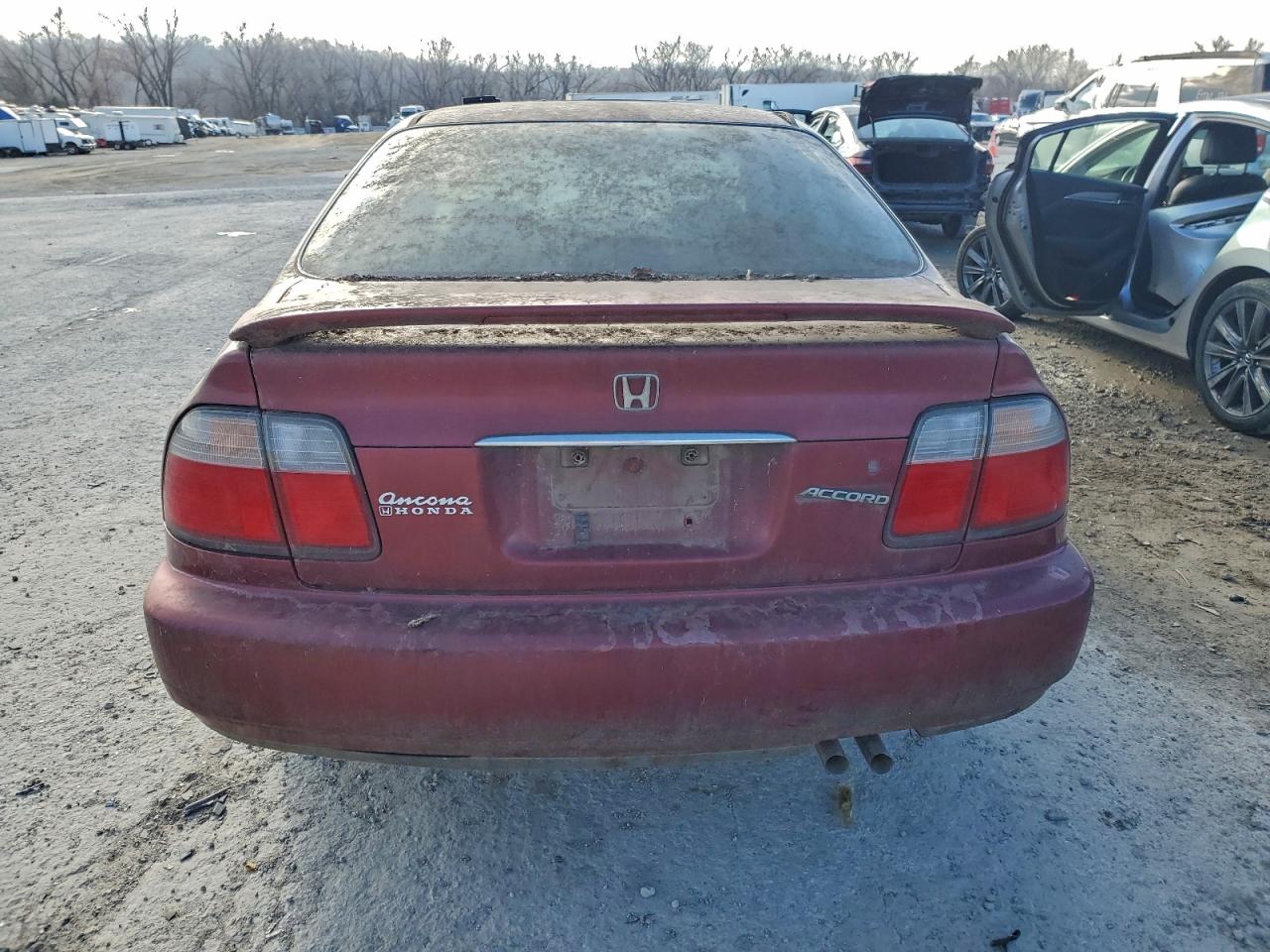 1997 Honda Accord Ex Red vin: 1HGCD5658VA193177