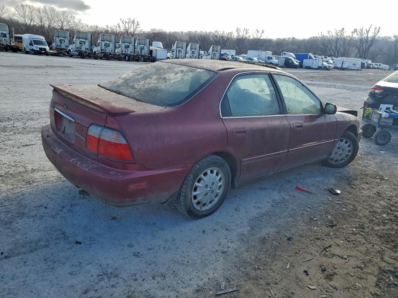 1997 Honda Accord Ex Red vin: 1HGCD5658VA193177