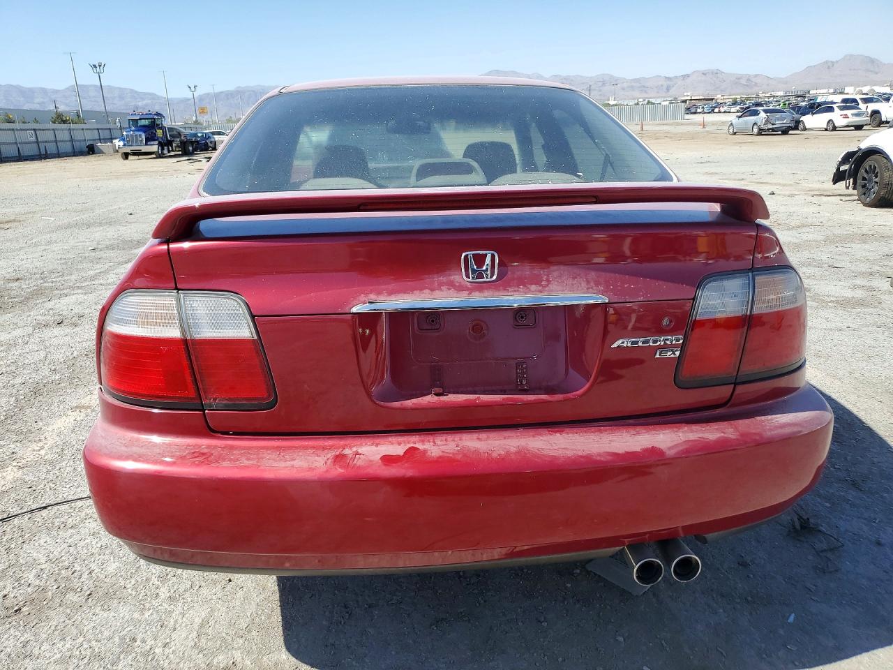1996 Honda Accord Ex Red vin: 1HGCD5659TA091884