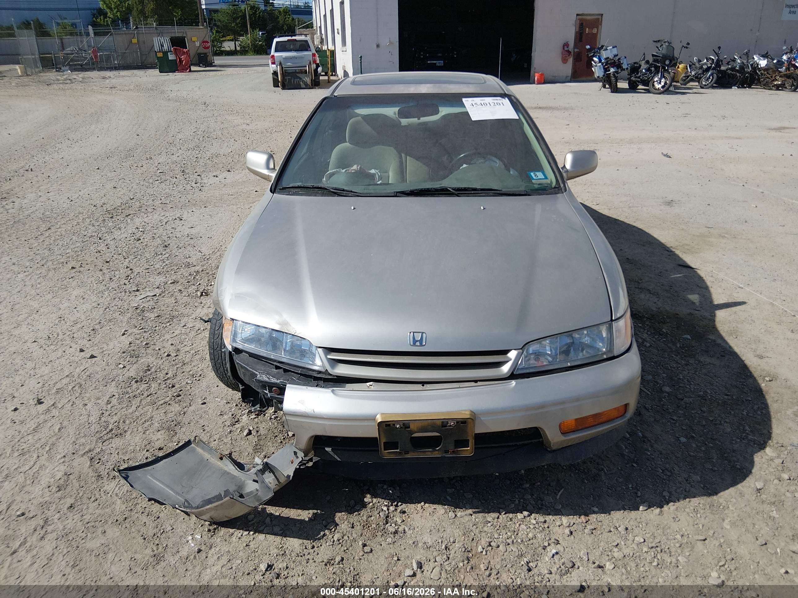 1995 Honda Accord Ex Tan vin: 1HGCD565XSA146423