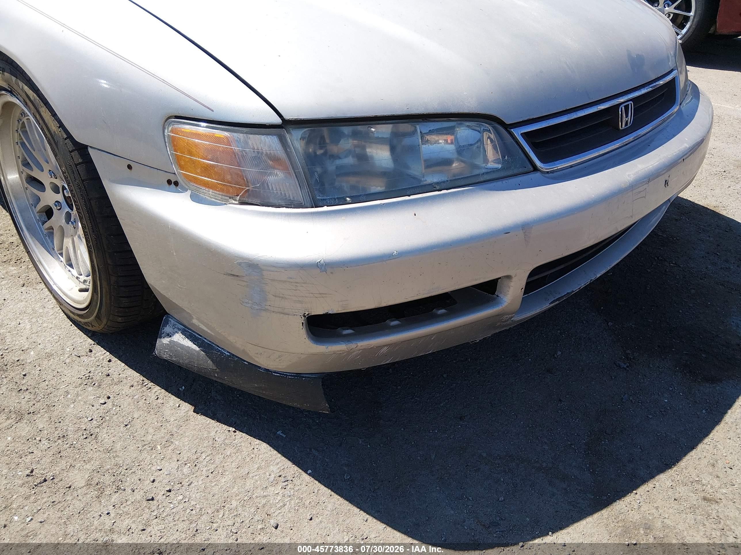 1996 Honda Accord Ex Silver vin: 1HGCD566XTA118230