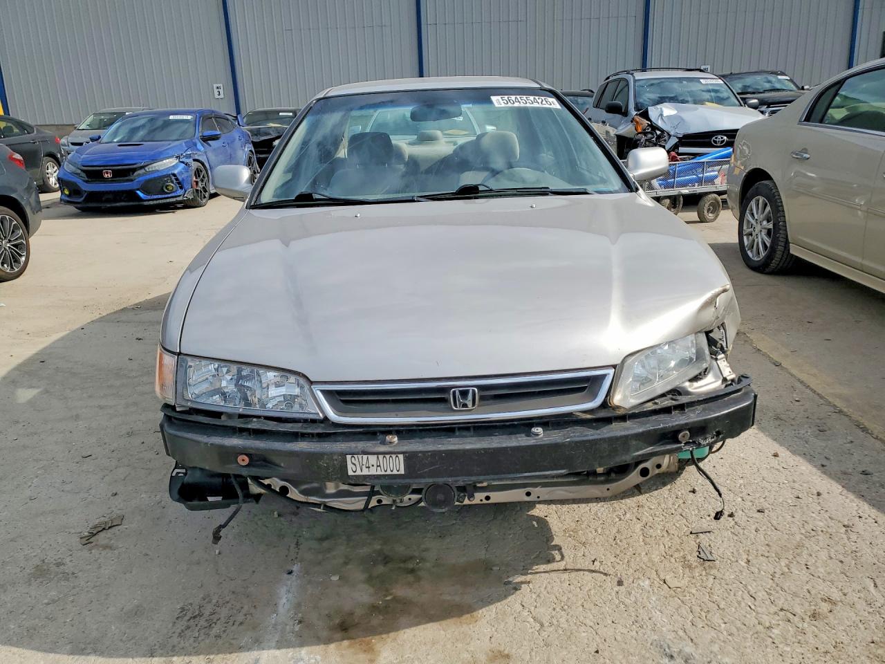 1996 Honda Accord Dx 25th Anniversary Gold vin: 1HGCD5680TA135393