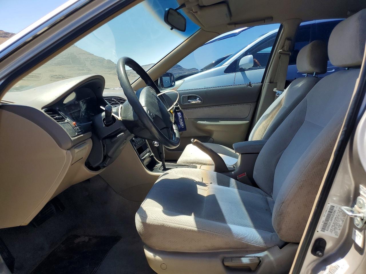 1996 Honda Accord Dx 25th Anniversary Silver vin: 1HGCD5686TA089908
