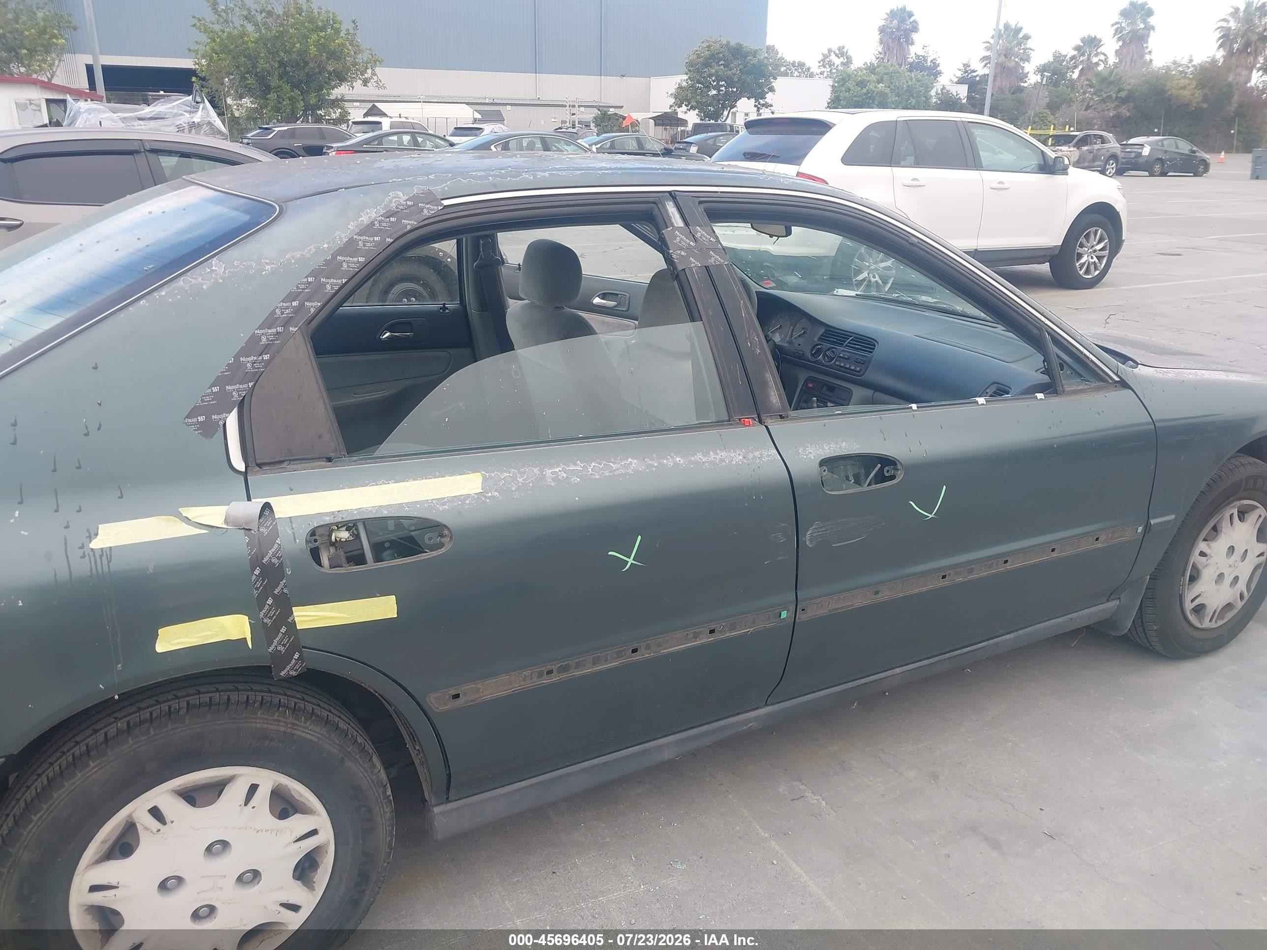 1996 Honda Accord Value Green vin: 1HGCD5692TA273607