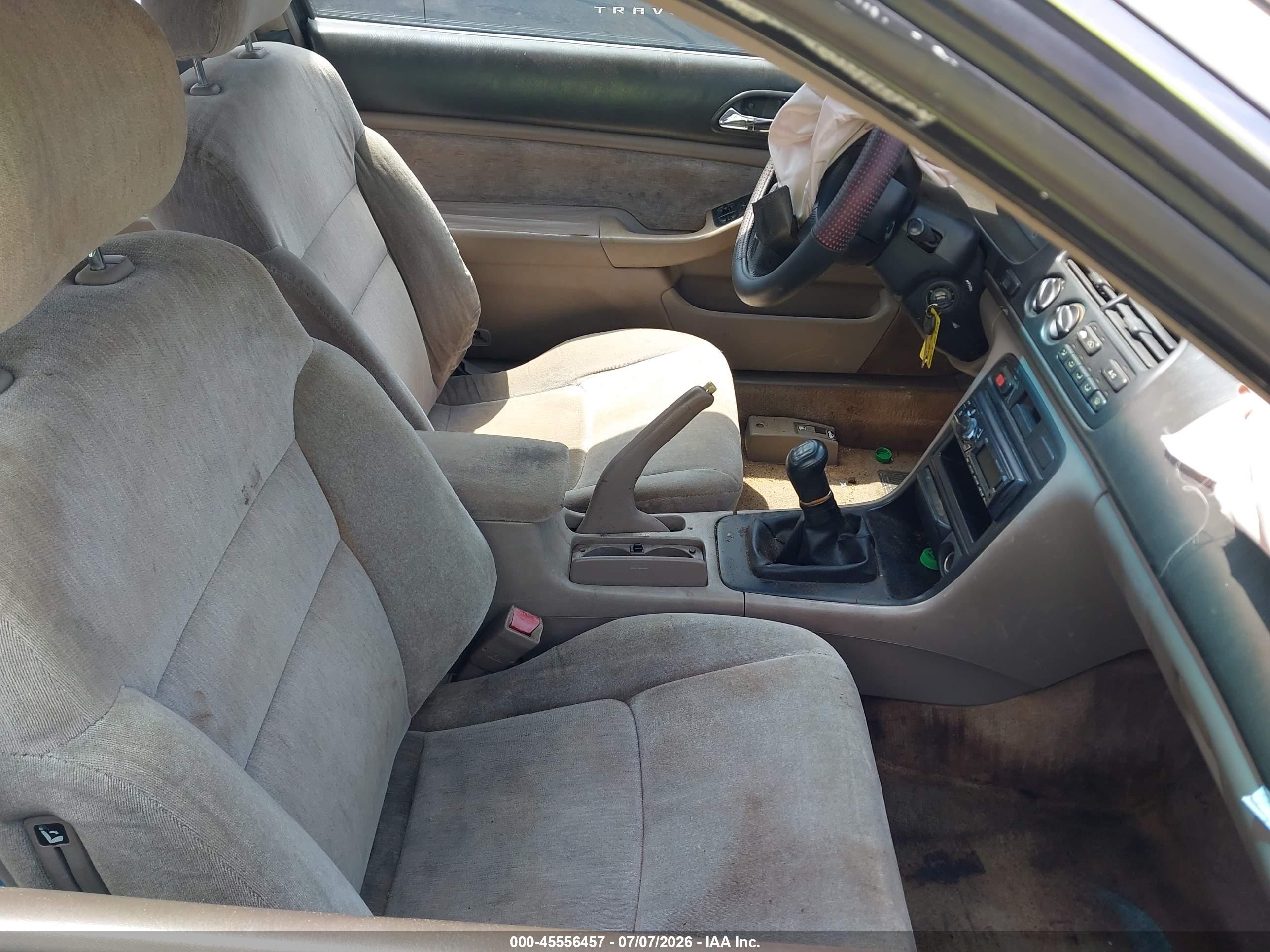 1994 Honda Accord Lx Белый vin: 1HGCD7132RA005714