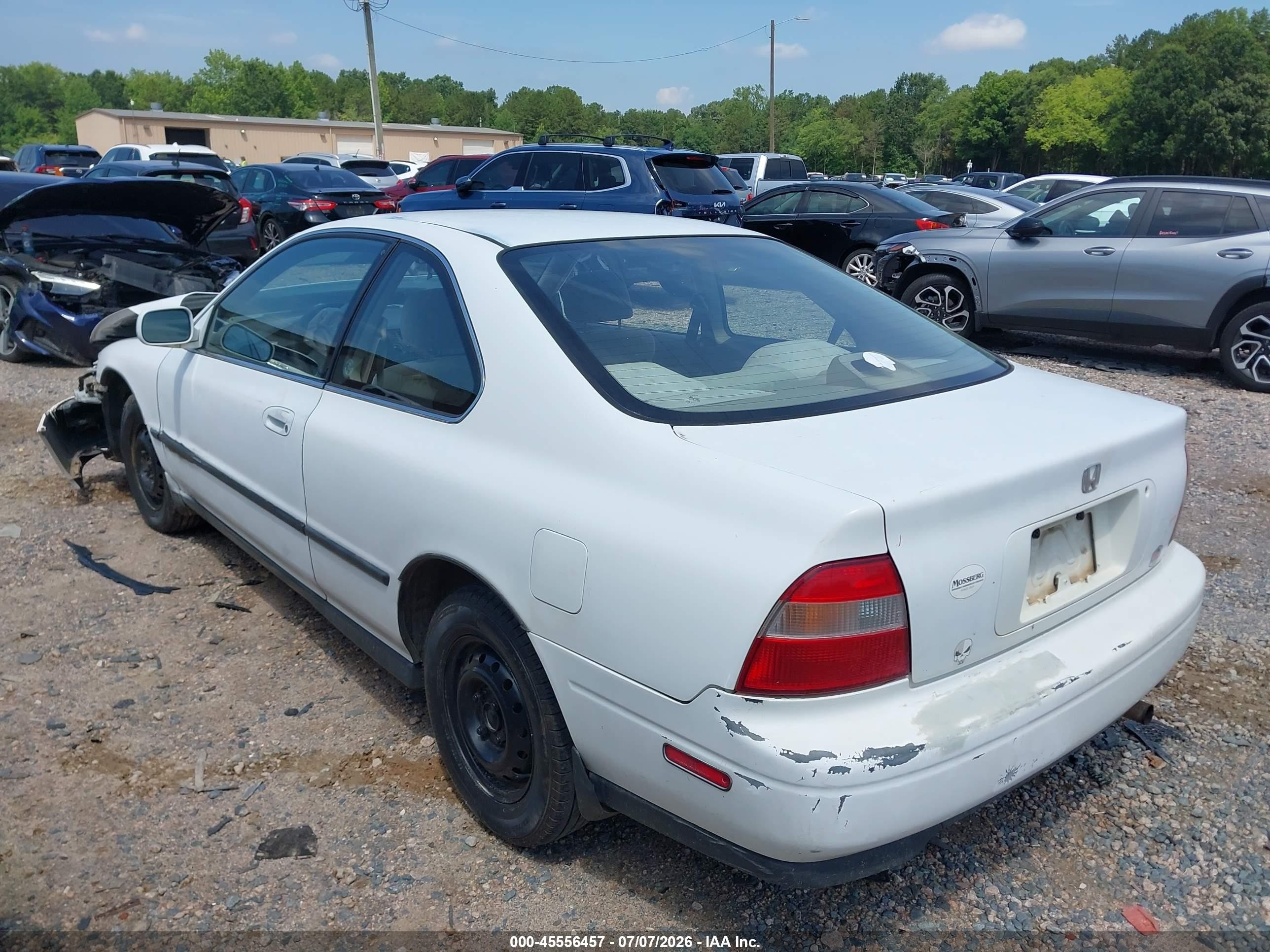 1994 Honda Accord Lx Белый vin: 1HGCD7132RA005714