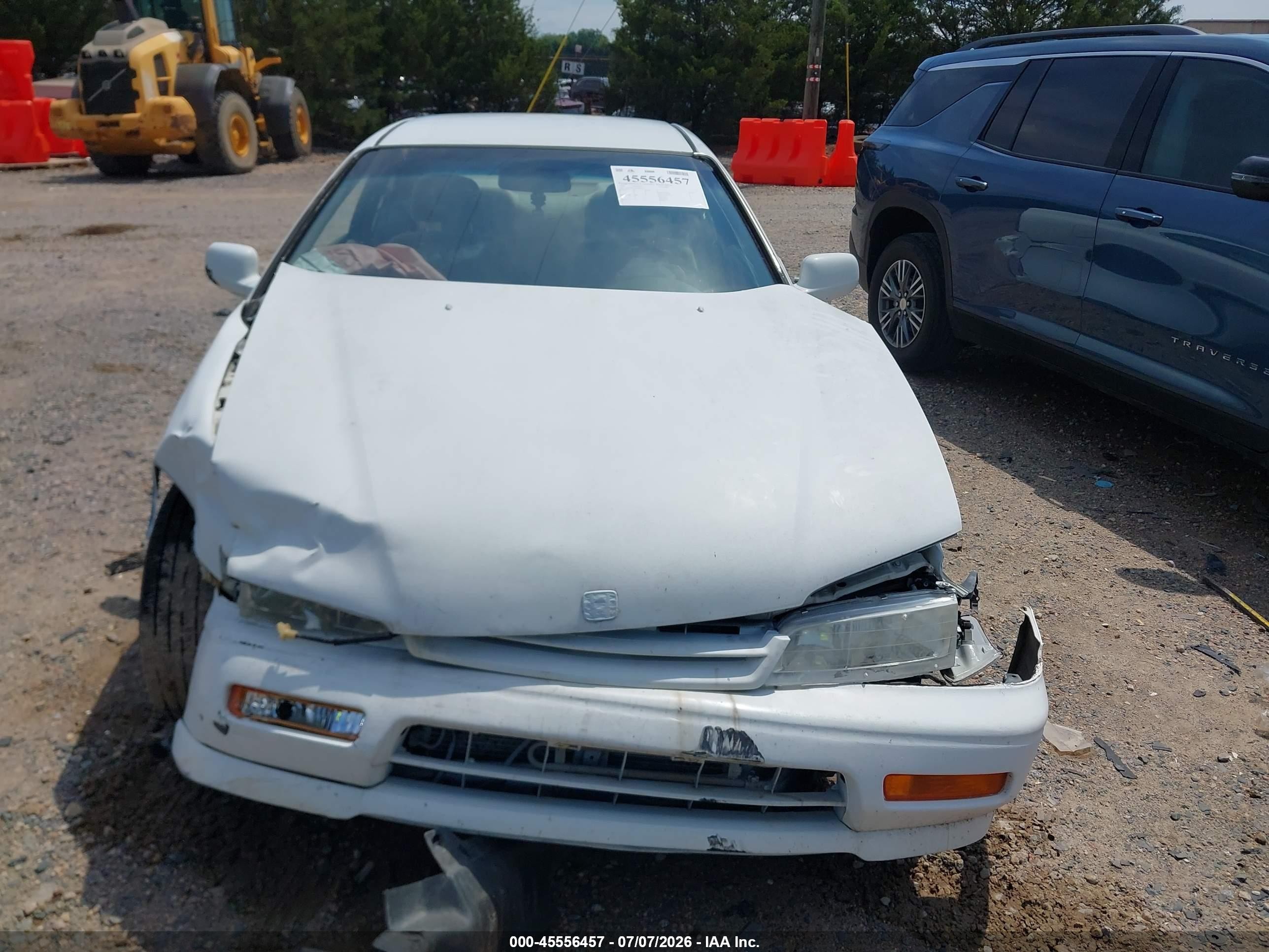 1994 Honda Accord Lx Белый vin: 1HGCD7132RA005714