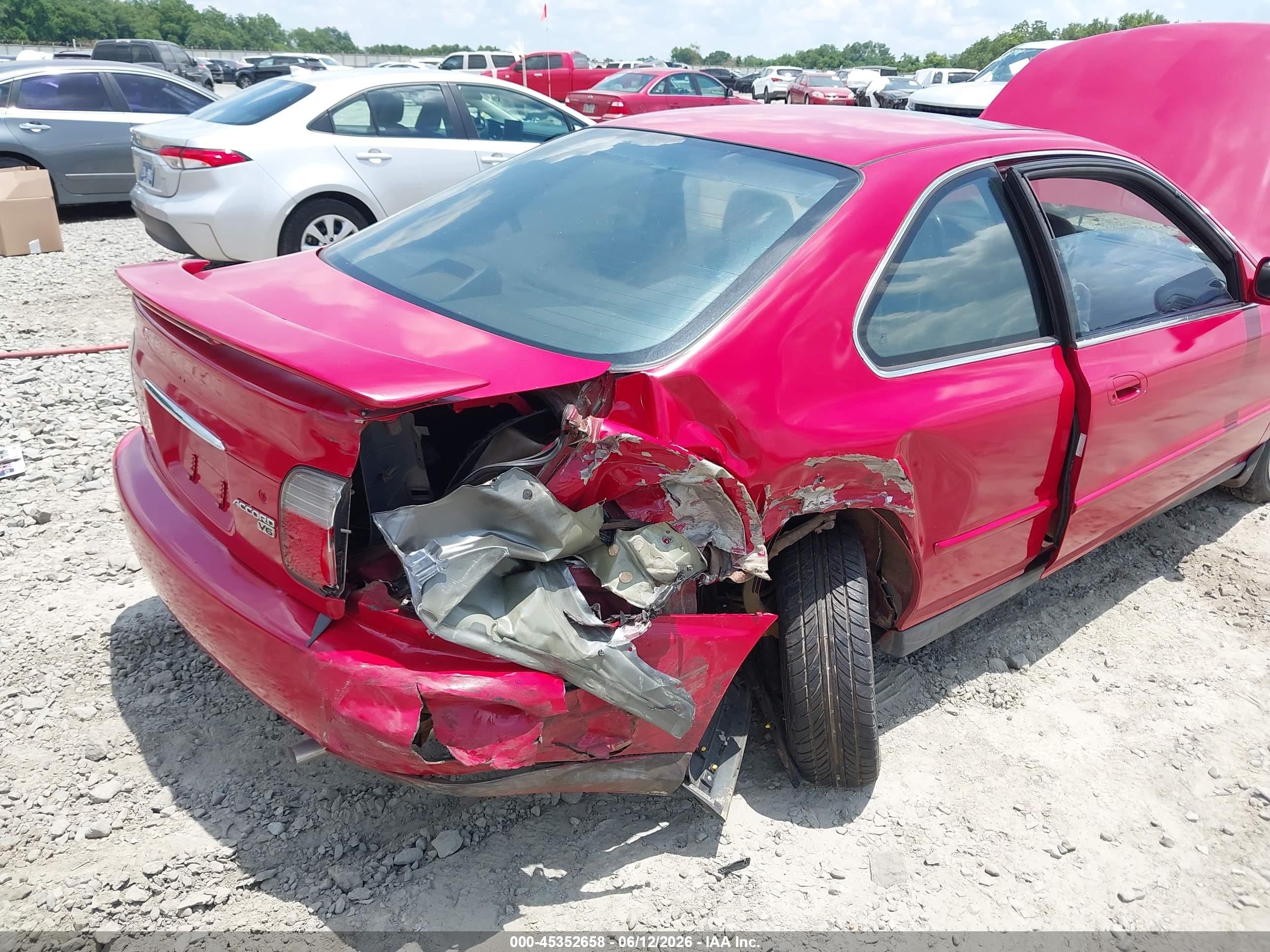1997 Honda Accord Se Red vin: 1HGCD7205VA026457