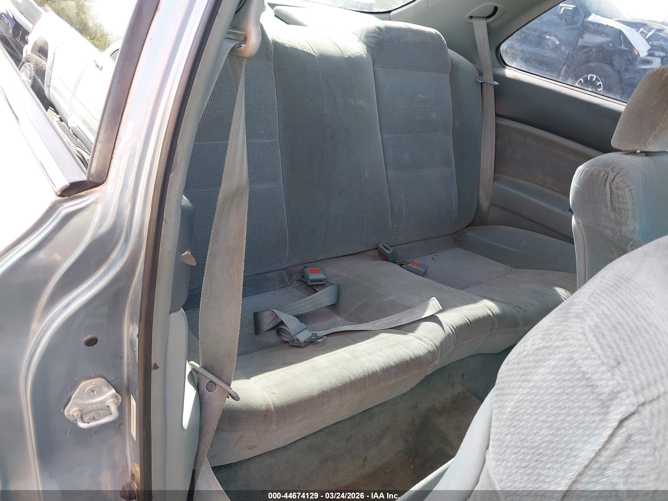 1996 Honda Accord Lx Gray vin: 1HGCD7233TA019126