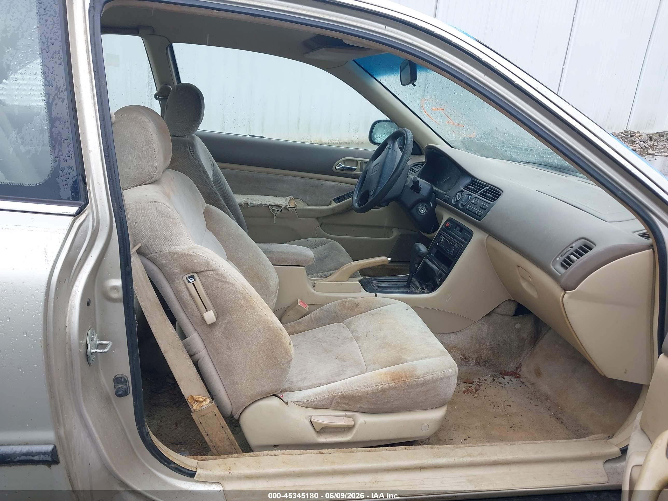 1995 Honda Accord Lx Gold vin: 1HGCD7234SA009445