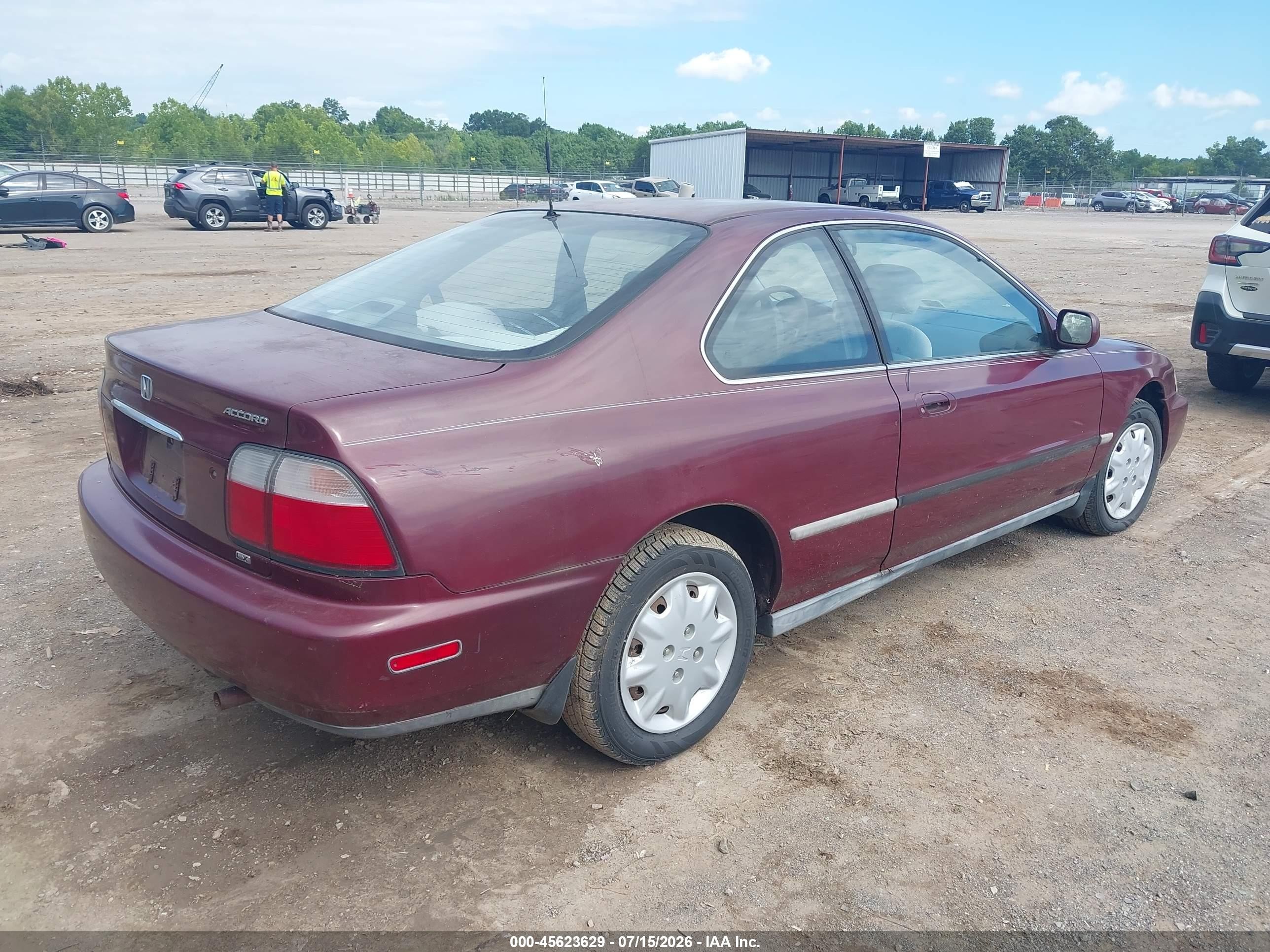 1996 Honda Accord Lx Red vin: 1HGCD7239TA026646