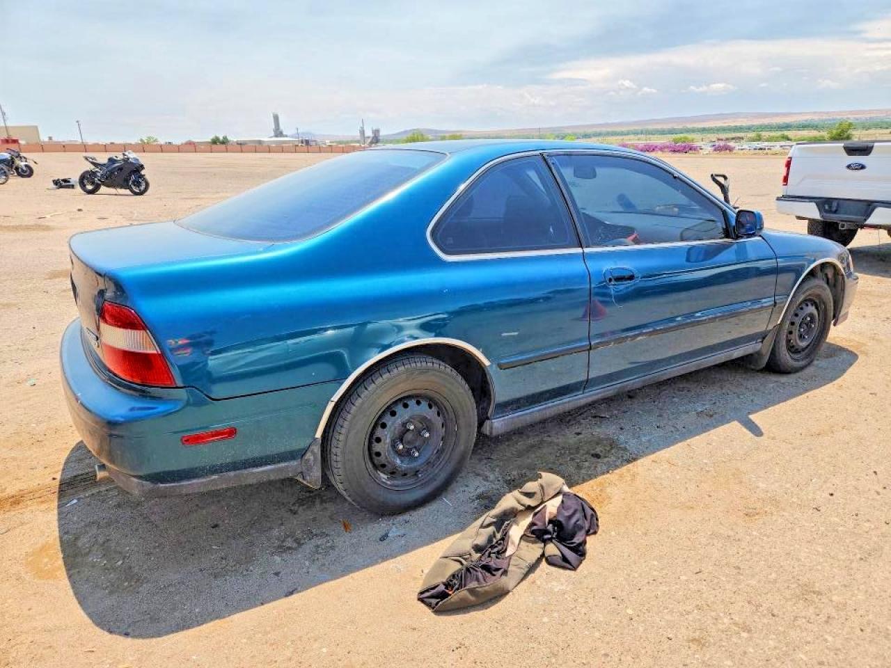 1994 Honda Accord Lx Blue vin: 1HGCD7244RA042285