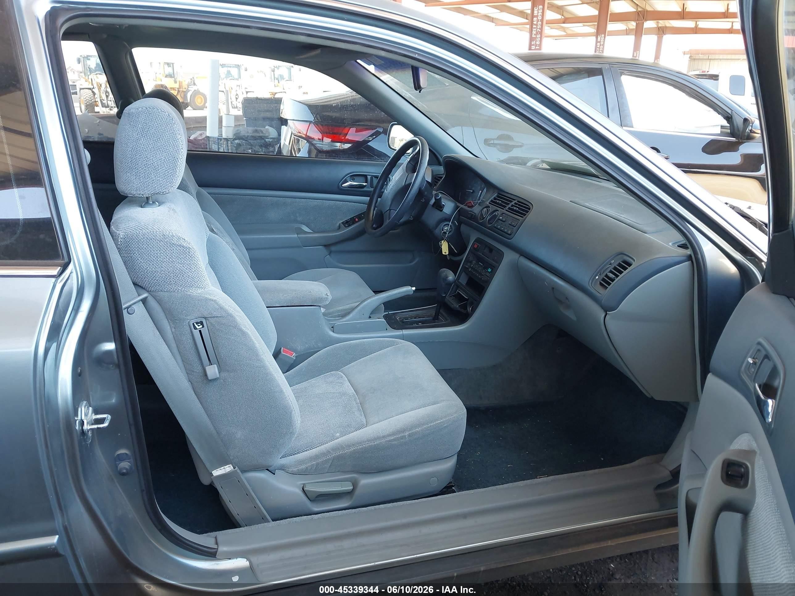 1995 Honda Accord Ex Blue vin: 1HGCD7252SA038279