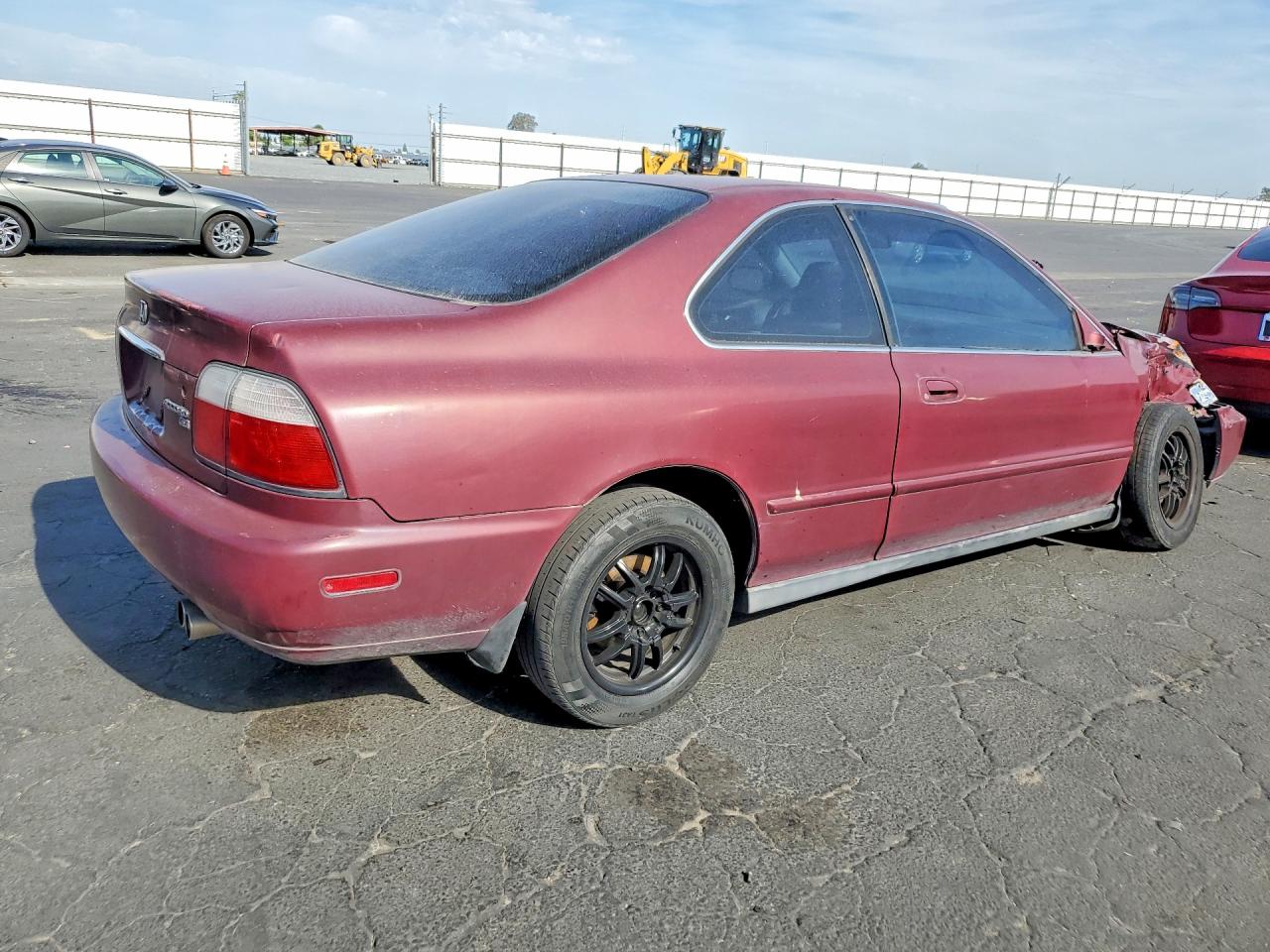1996 Honda Accord Ex Red vin: 1HGCD7253TA020052