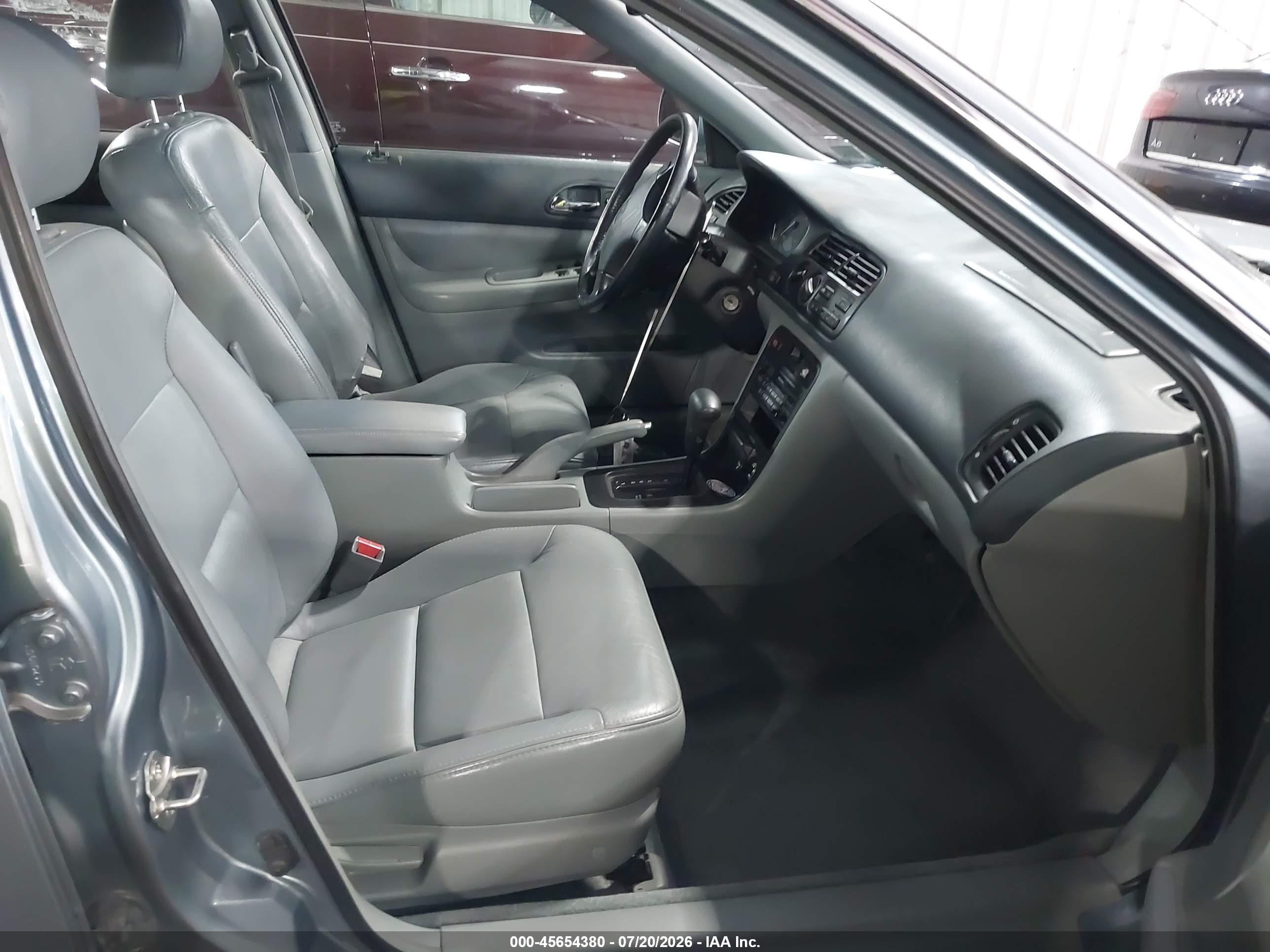 1995 Honda Accord Ex Light Blue vin: 1HGCE6662SA018141