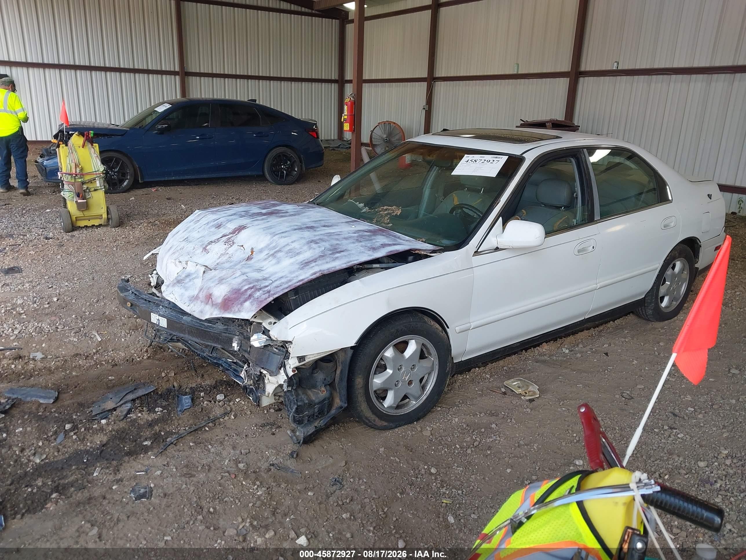 1995 Honda Accord Ex White vin: 1HGCE6663SA002465