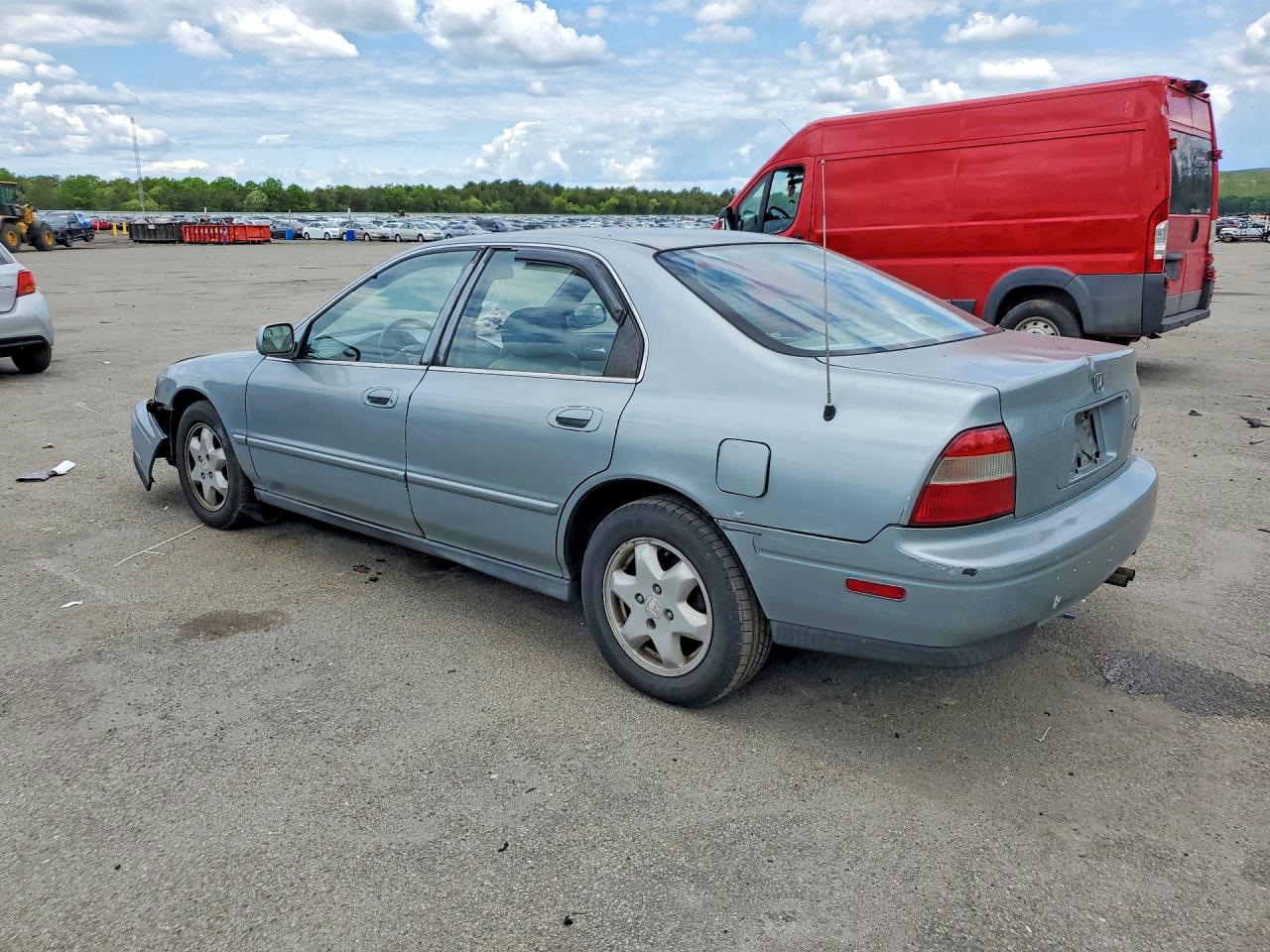 1995 Honda Accord Ex Blue vin: 1HGCE6666SA024380