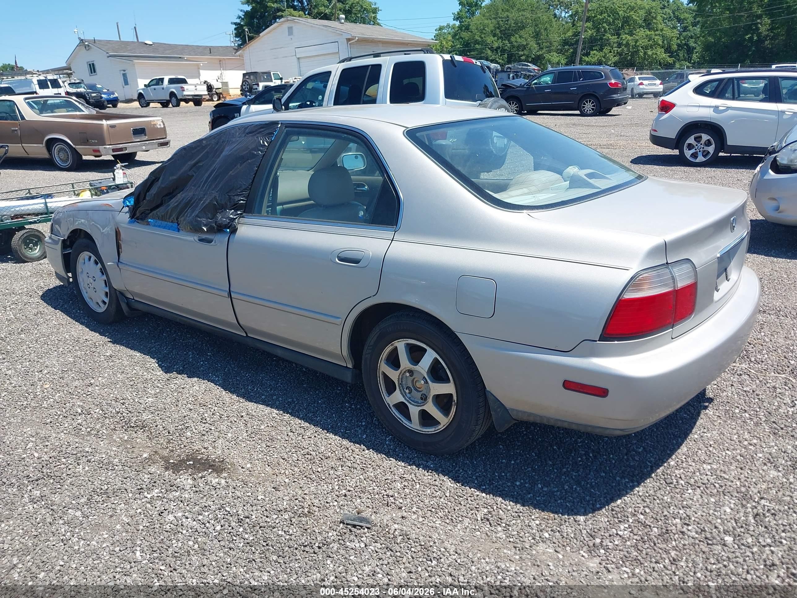 1997 Honda Accord Ex V6 Серебряный vin: 1HGCE6673VA000101