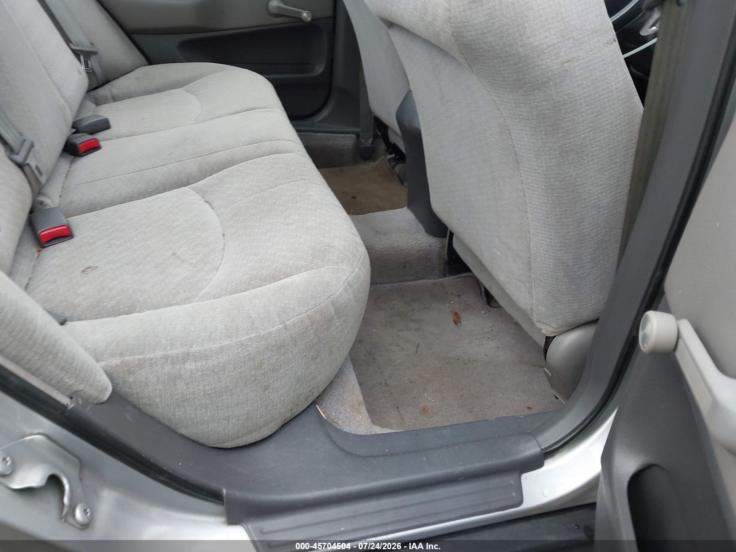 2001 Honda Accord 2.3 Dx Silver vin: 1HGCF85451A075036