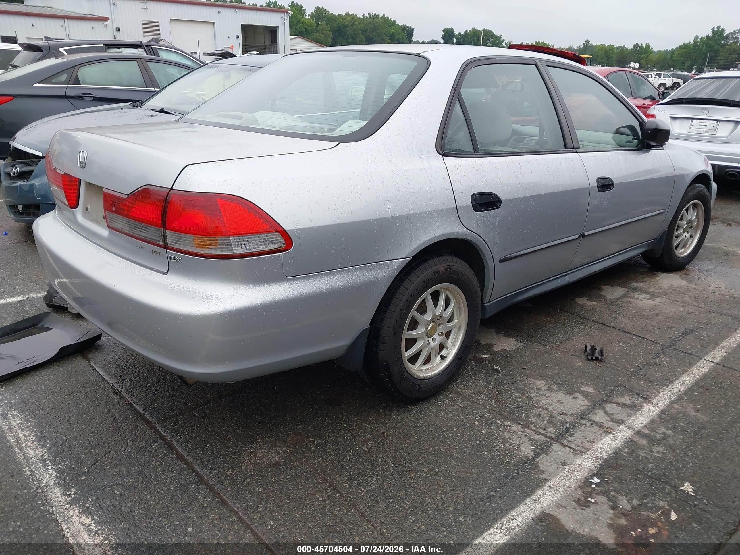 2001 Honda Accord 2.3 Dx Silver vin: 1HGCF85451A075036
