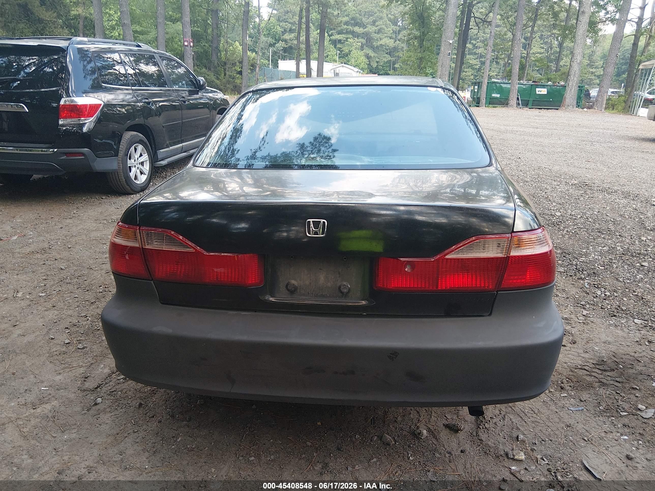 2000 Honda Accord 2.3 Dx Black vin: 1HGCF8645YA144915