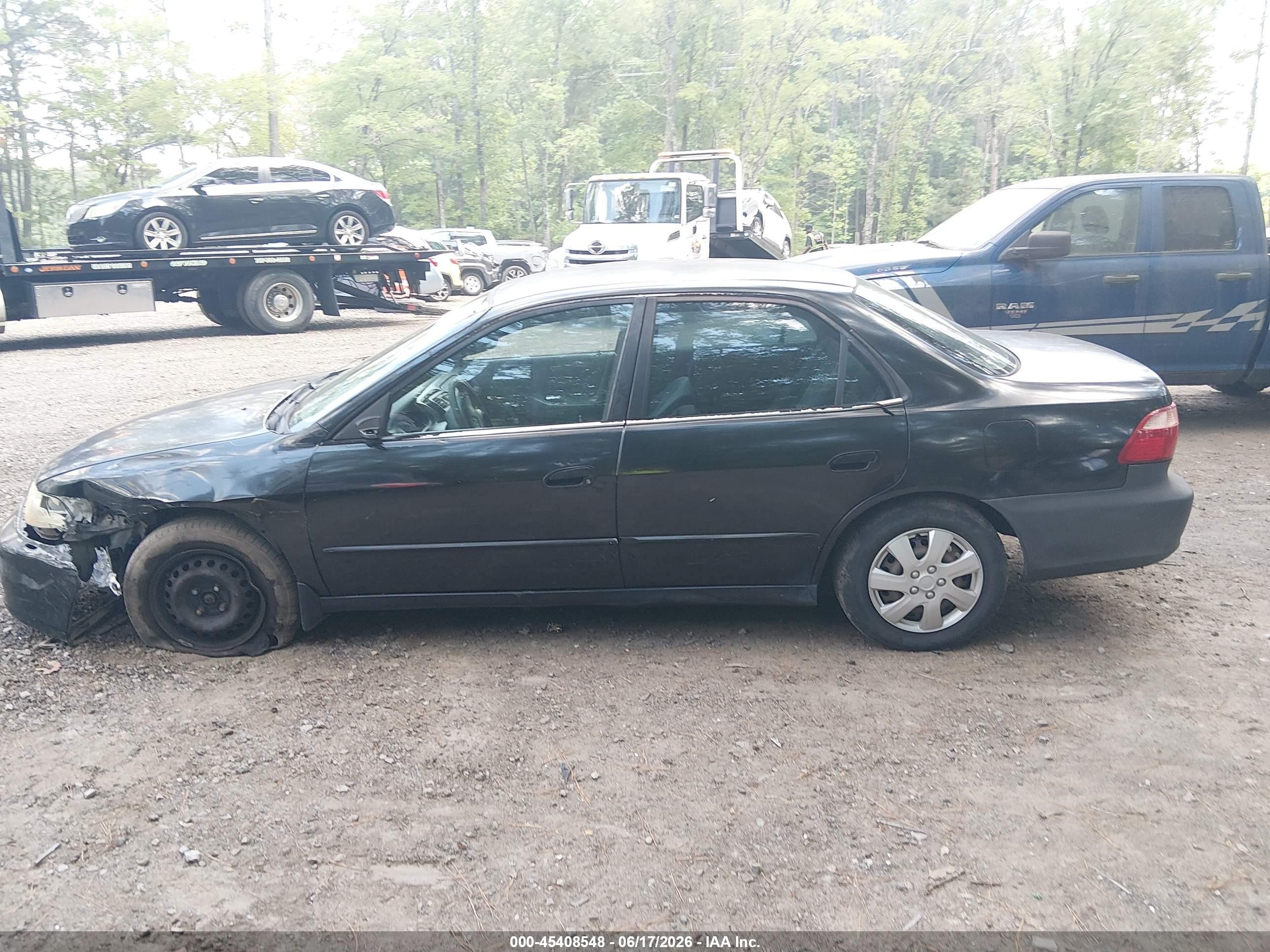 2000 Honda Accord 2.3 Dx Black vin: 1HGCF8645YA144915