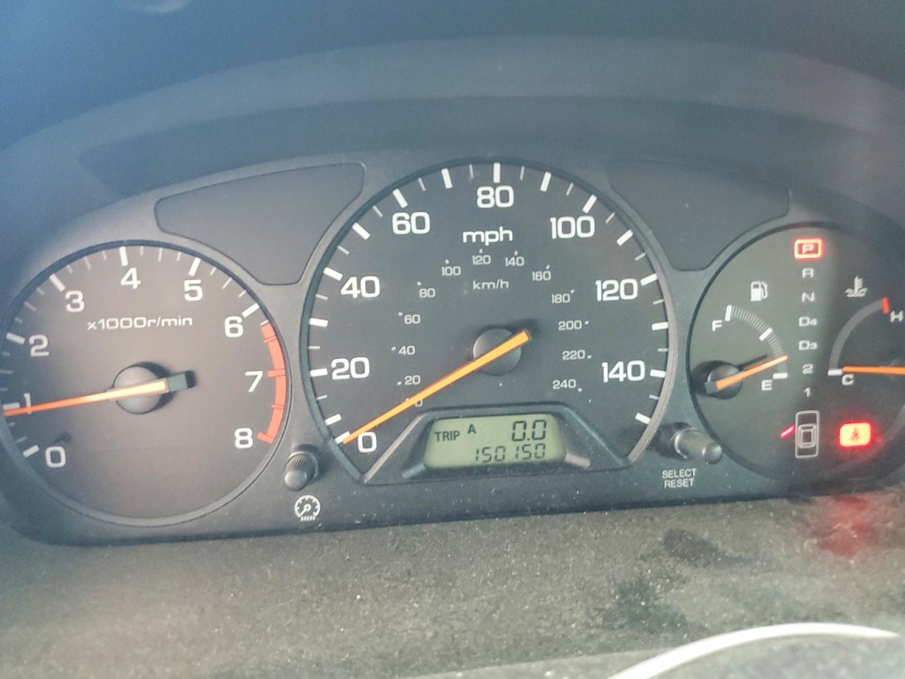 1999 Honda Accord Dx Silver vin: 1HGCF8649XA024792