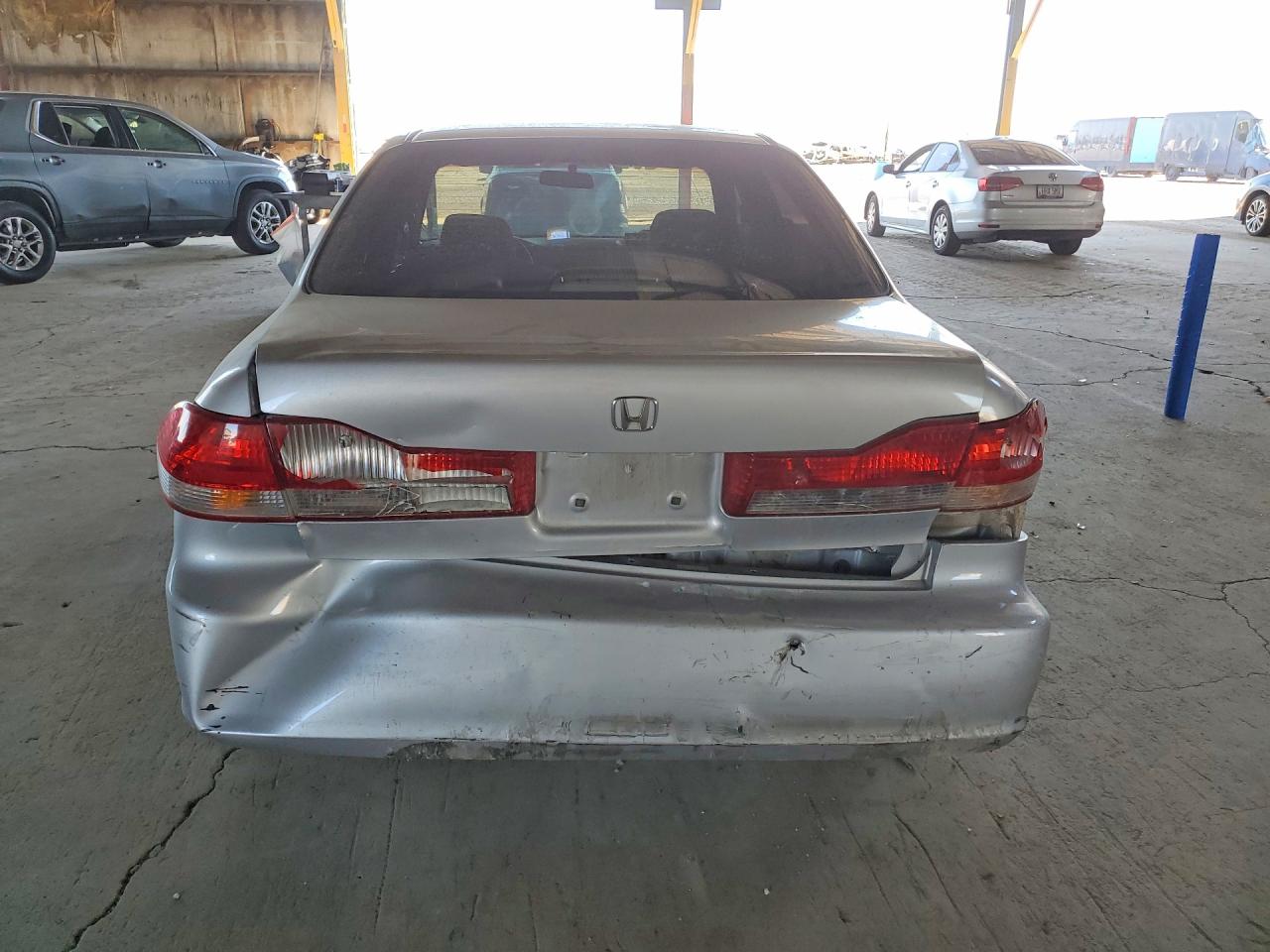 2001 Honda Accord Lx Silver vin: 1HGCF86601A031669