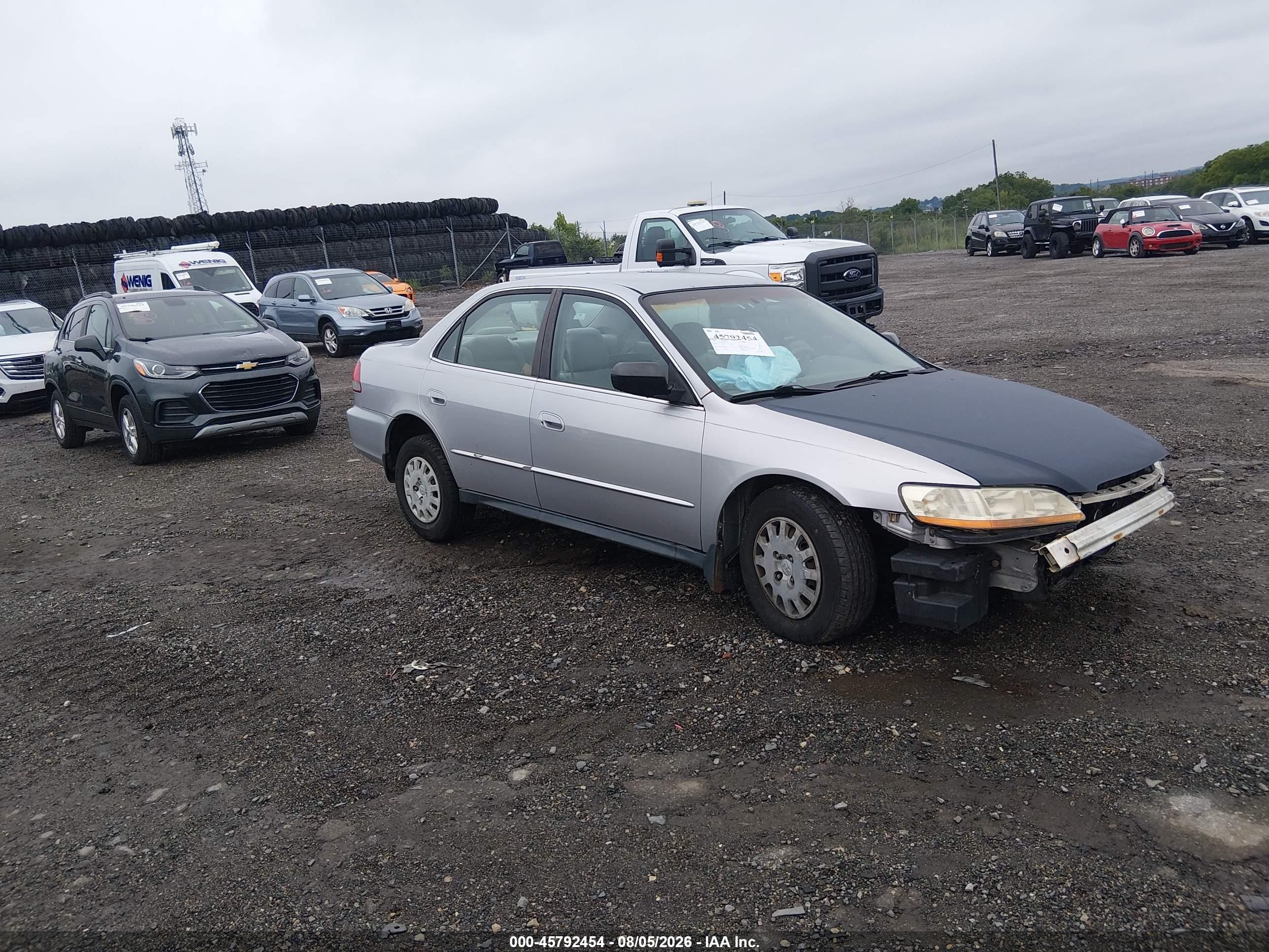 2002 Honda Accord 2.3 Vp Silver vin: 1HGCF86602A012475