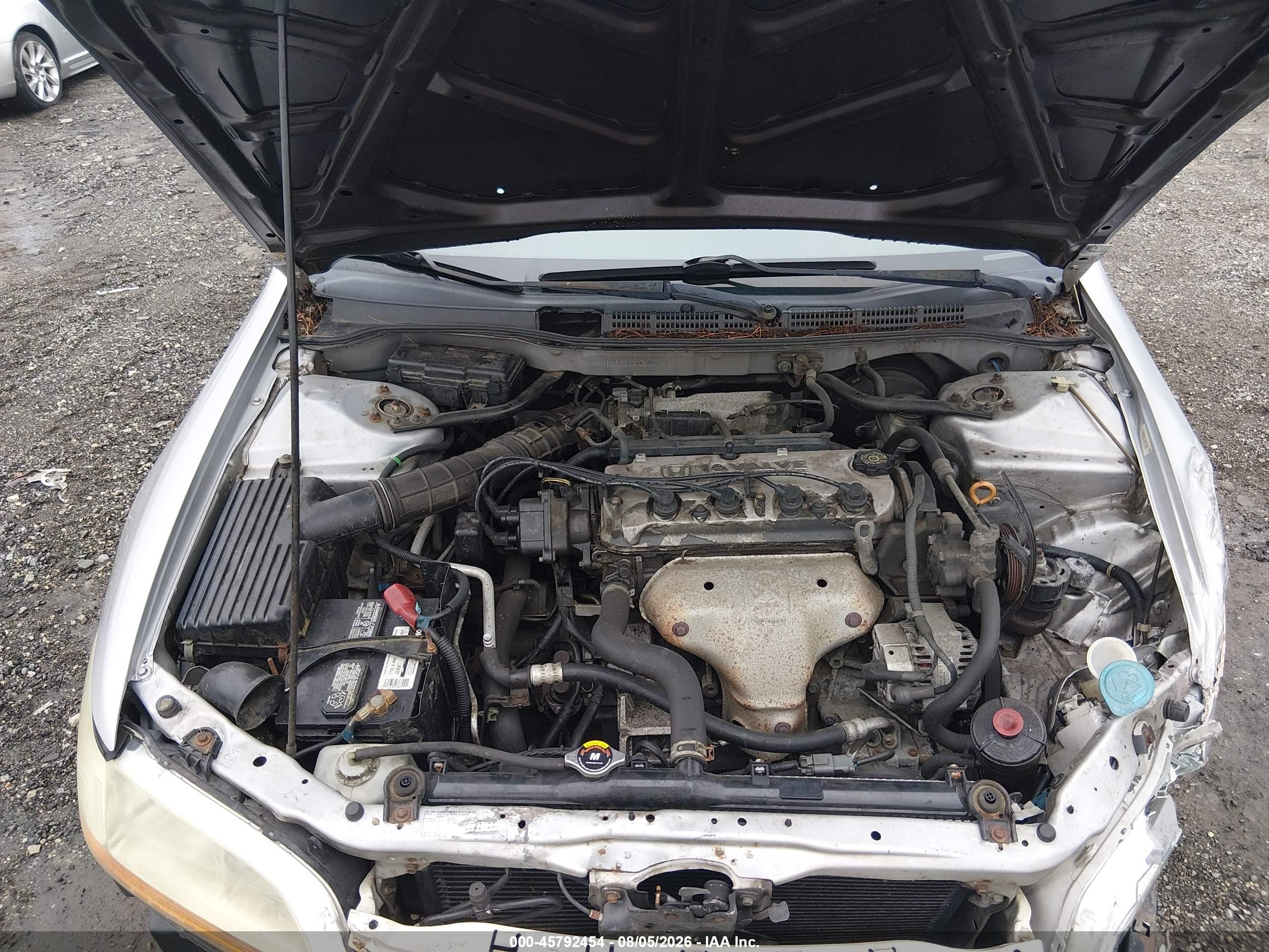 2002 Honda Accord 2.3 Vp Silver vin: 1HGCF86602A012475