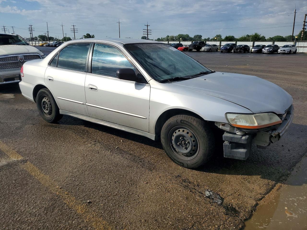 2002 Honda Accord Value Серебряный vin: 1HGCF86602A153384