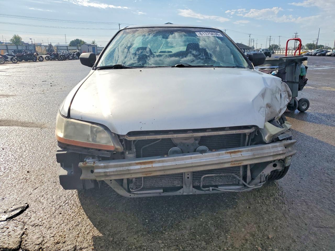 2002 Honda Accord Value Серебряный vin: 1HGCF86602A153384