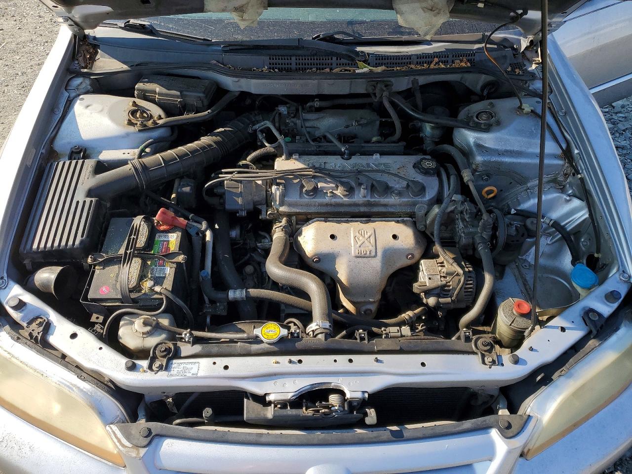 2001 Honda Accord Value Silver vin: 1HGCF86611A047895
