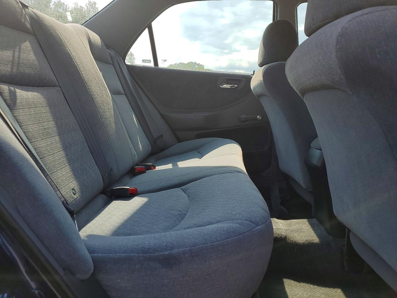 2002 Honda Accord Value Blue vin: 1HGCF86622A049415