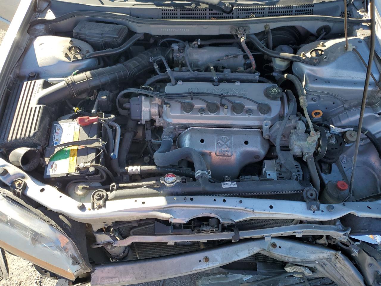 2002 Honda Accord Value Silver vin: 1HGCF86632A163892