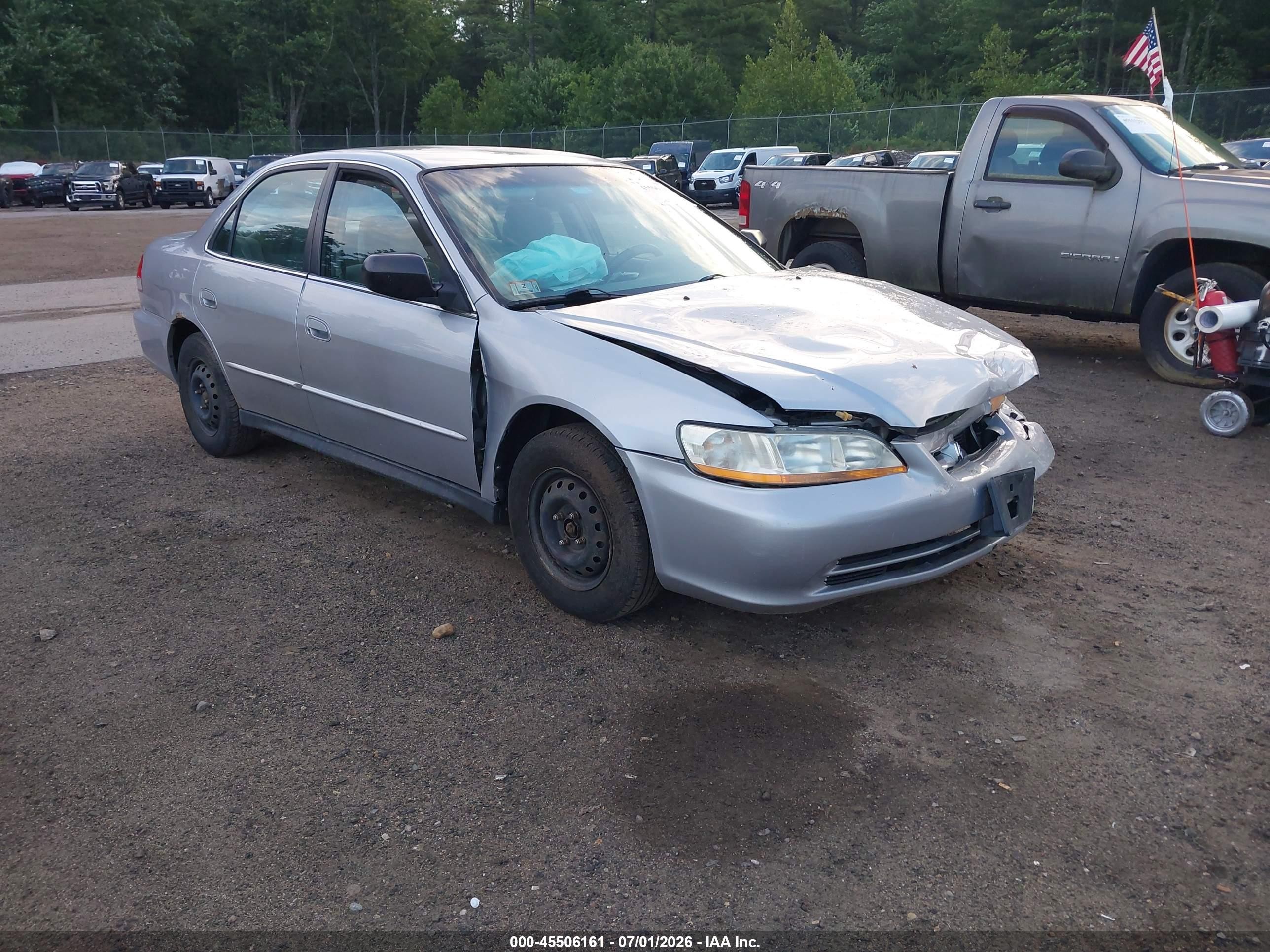 2001 Honda Accord Value Package Silver vin: 1HGCF86661A093187