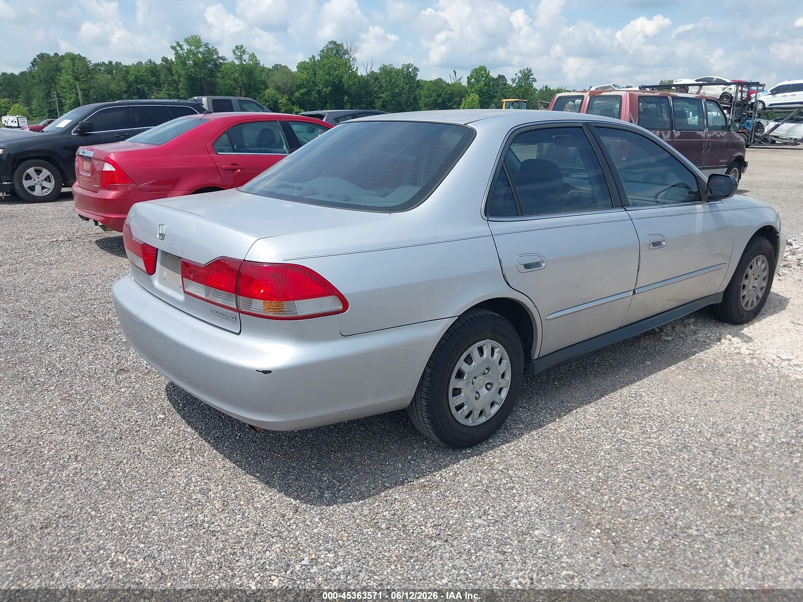 2001 Honda Accord Value Package Silver vin: 1HGCF86661A122221