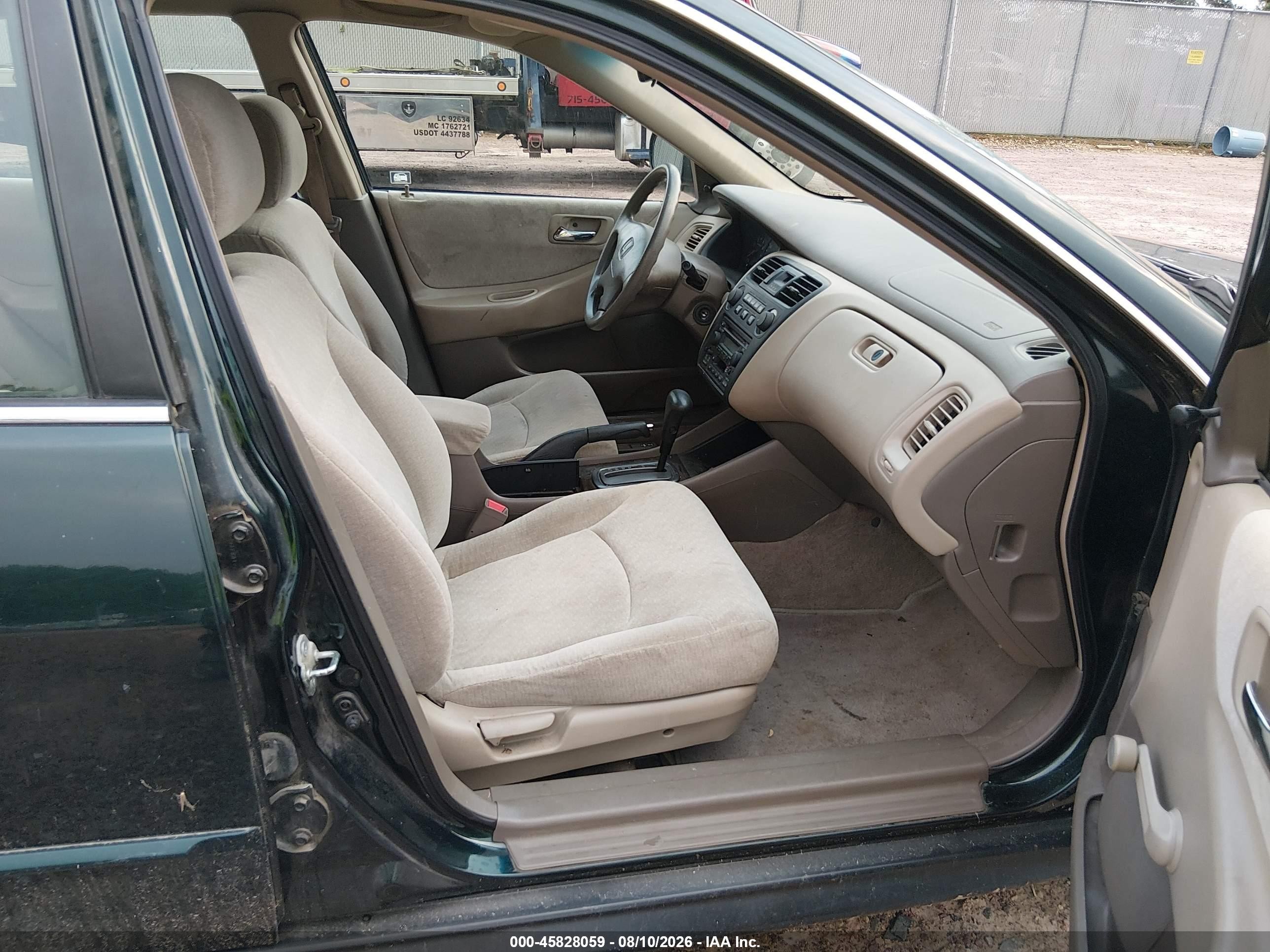 2001 Honda Accord Value Package Green vin: 1HGCF86681A148125