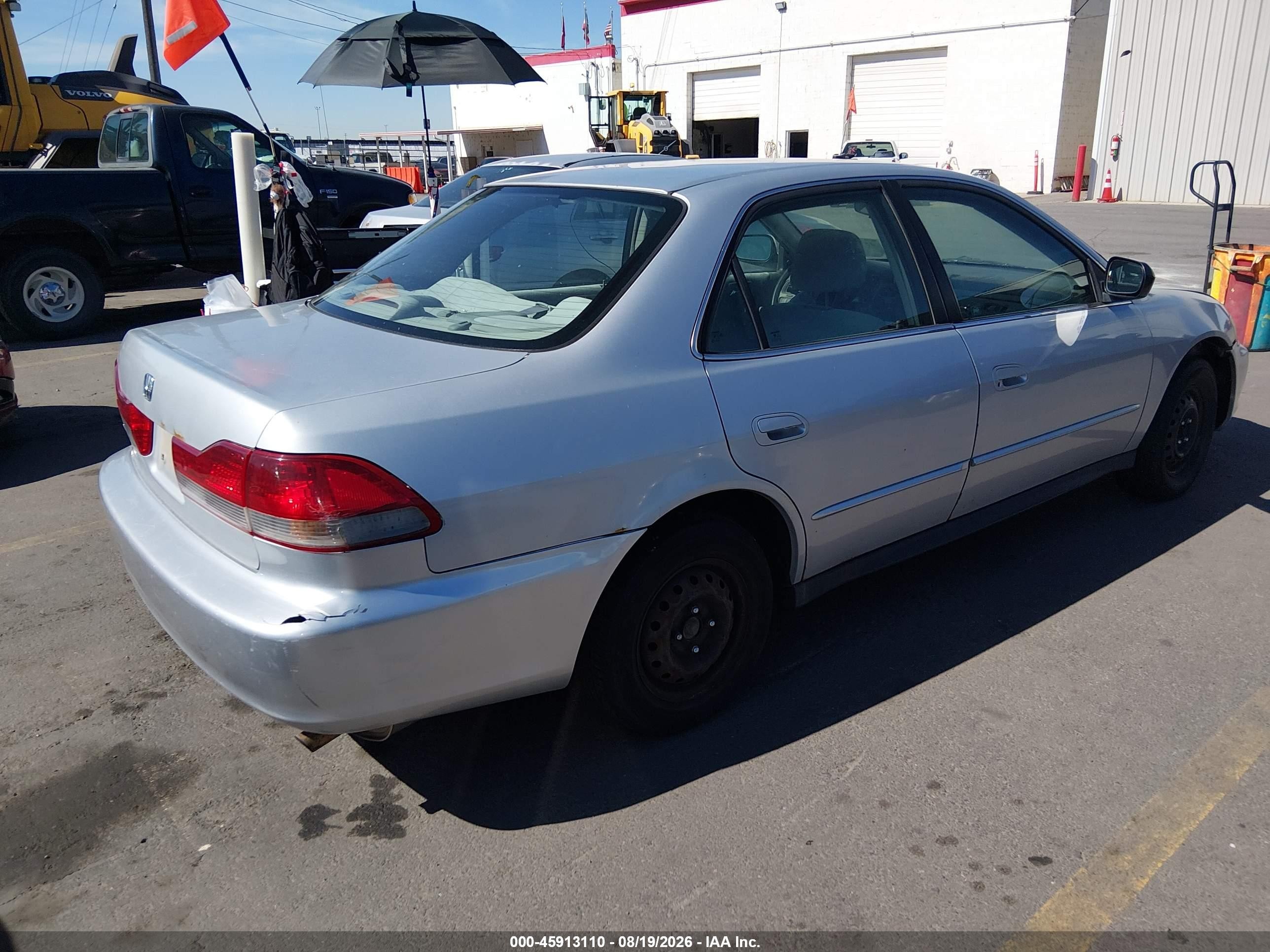 2001 Honda Accord Value Package Серебряный vin: 1HGCF866X1A103025