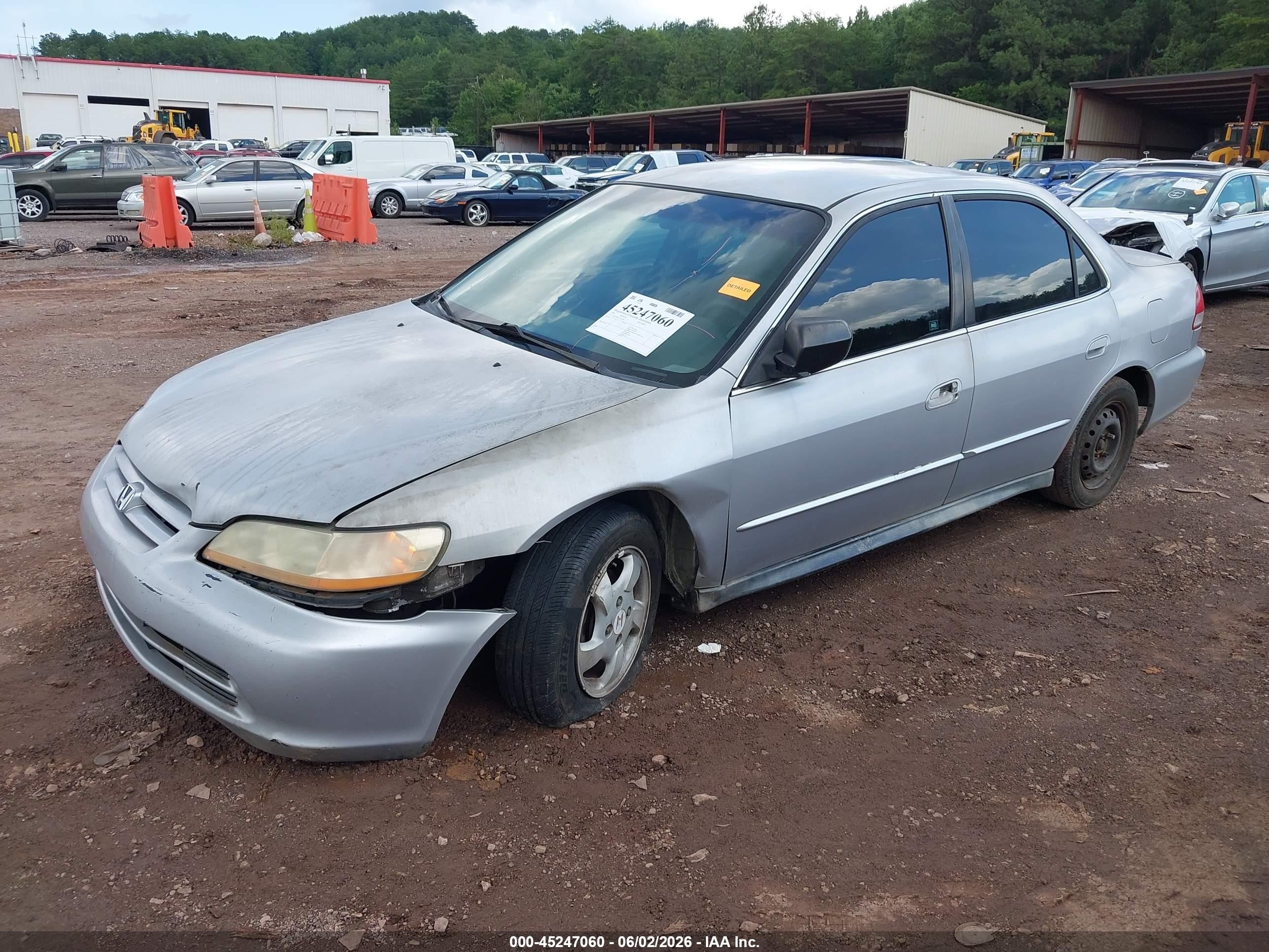 2001 Honda Accord Value Package Silver vin: 1HGCF866X1A104501