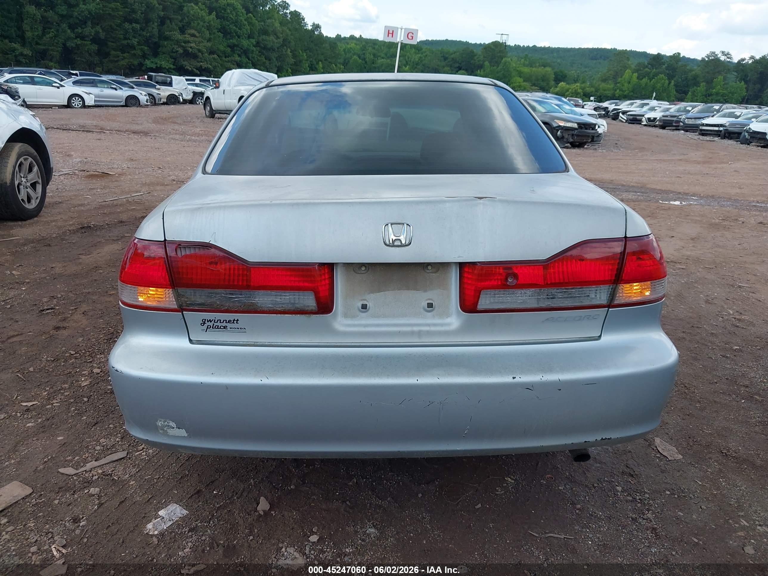 2001 Honda Accord Value Package Silver vin: 1HGCF866X1A104501