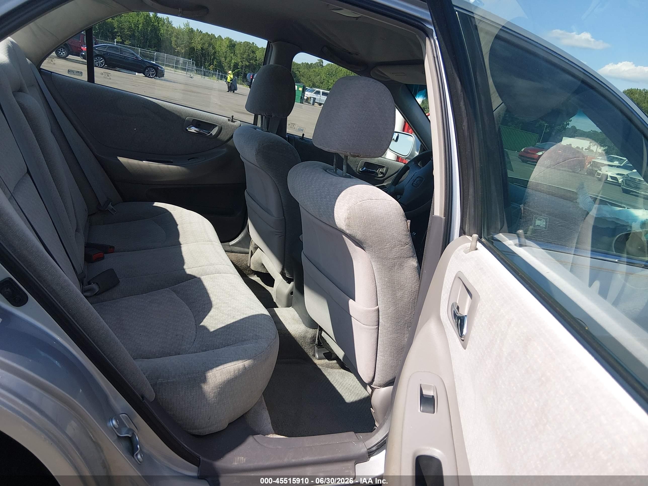 2002 Honda Accord 3.0 Lx Серебряный vin: 1HGCG16402A015377