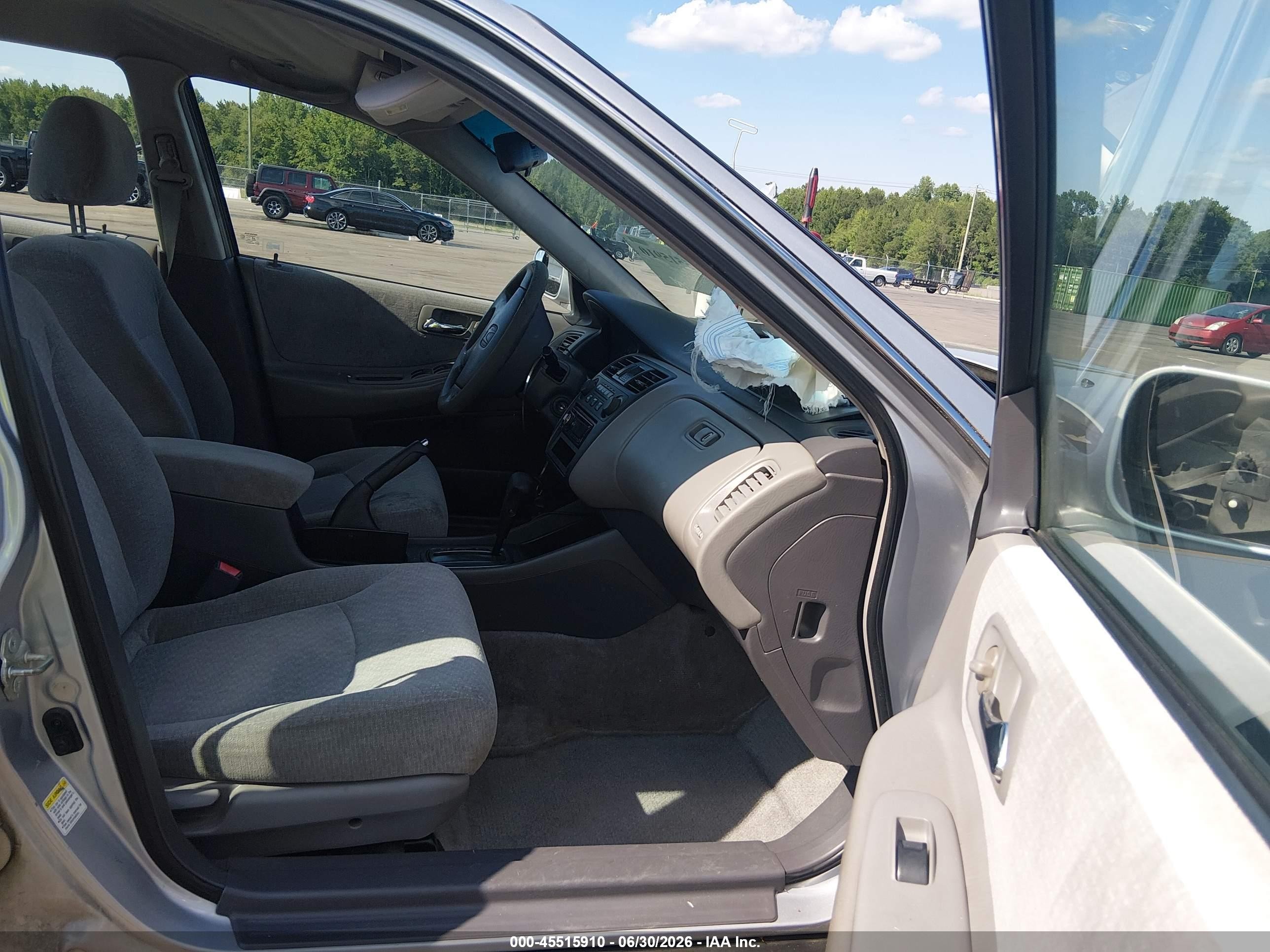 2002 Honda Accord 3.0 Lx Серебряный vin: 1HGCG16402A015377