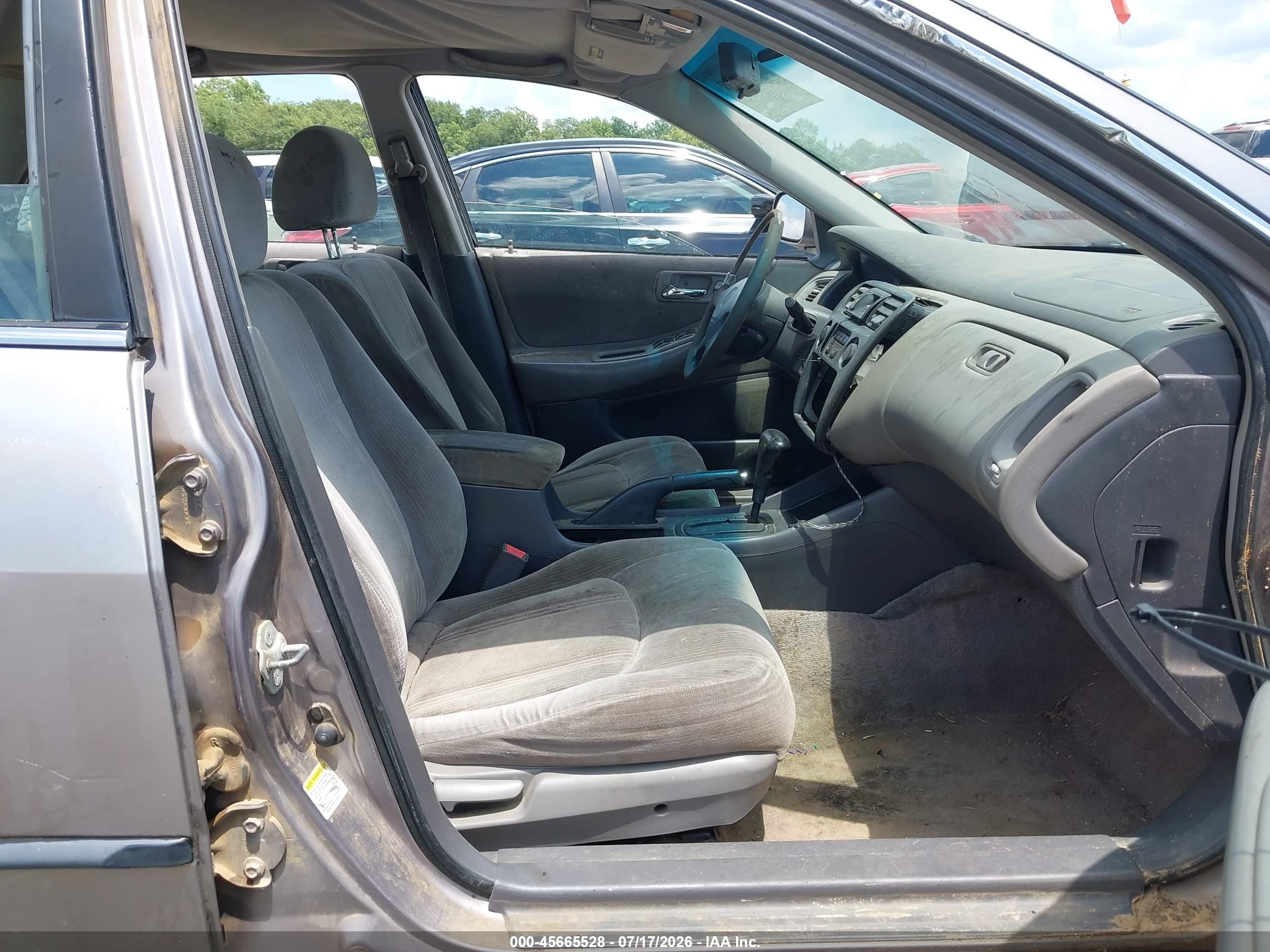 2000 Honda Accord 3.0 Lx Gray vin: 1HGCG1641YA017082