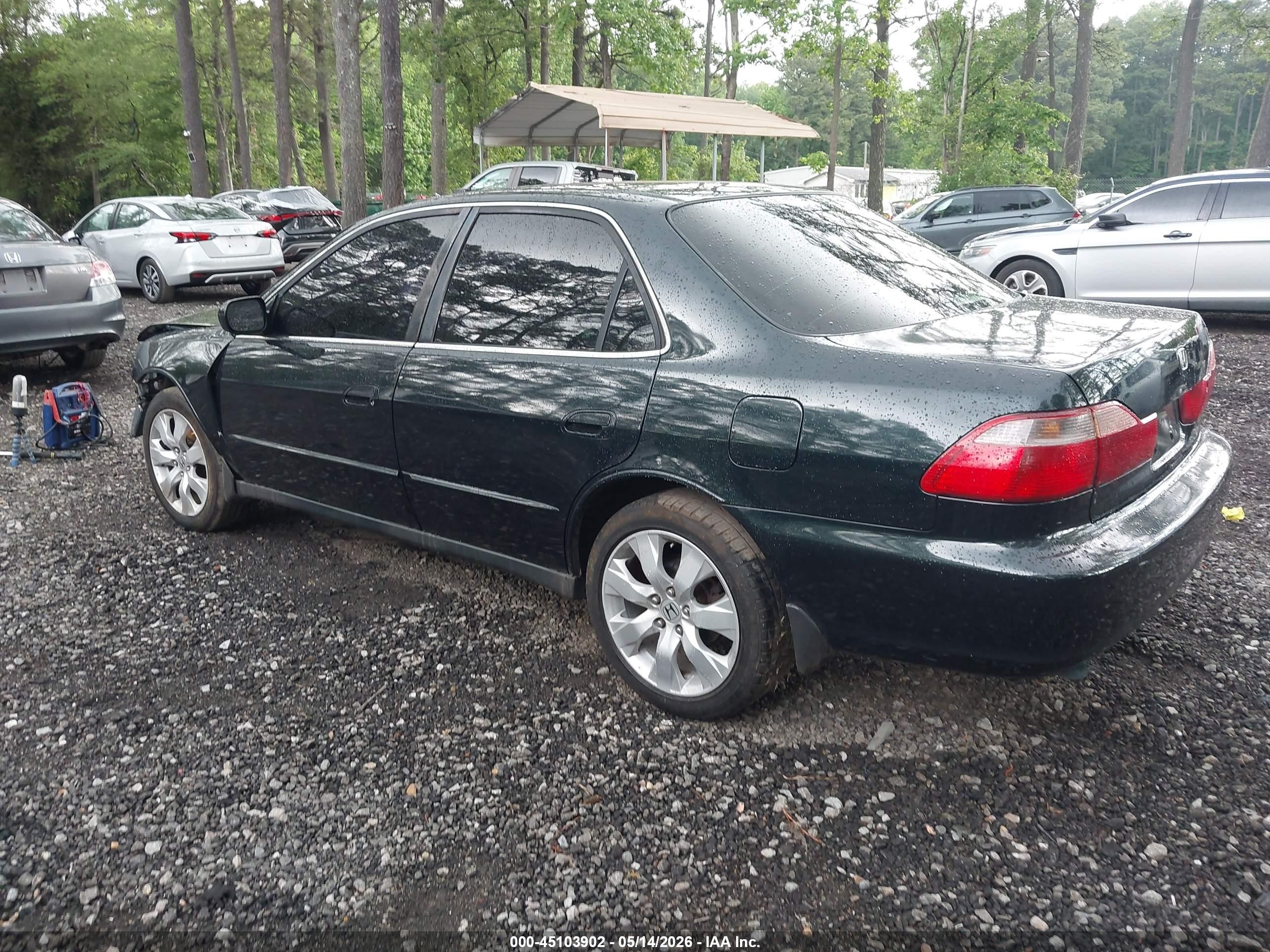 1998 Honda Accord Lx V6 Green vin: 1HGCG1642WA059421