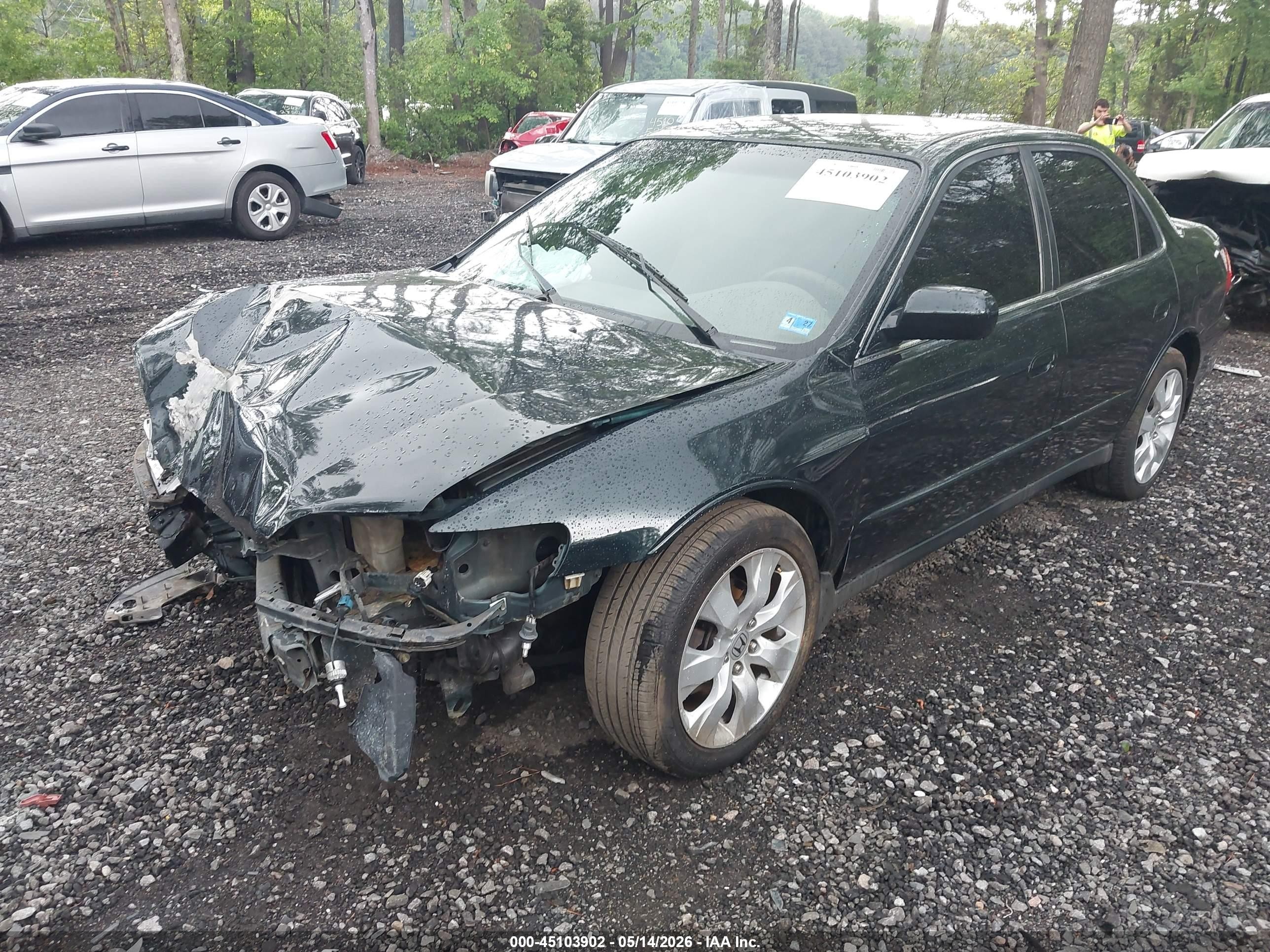 1998 Honda Accord Lx V6 Green vin: 1HGCG1642WA059421
